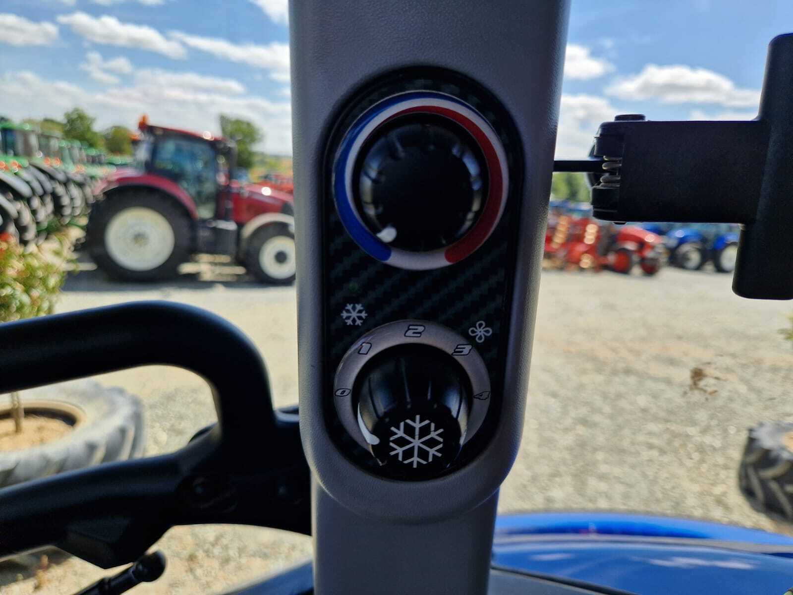 NEW HOLLAND T5.110 EC