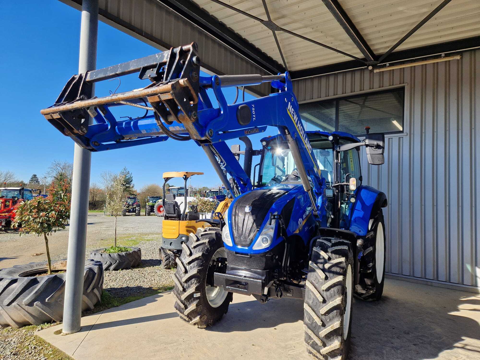 NEW HOLLAND T5.110 EC