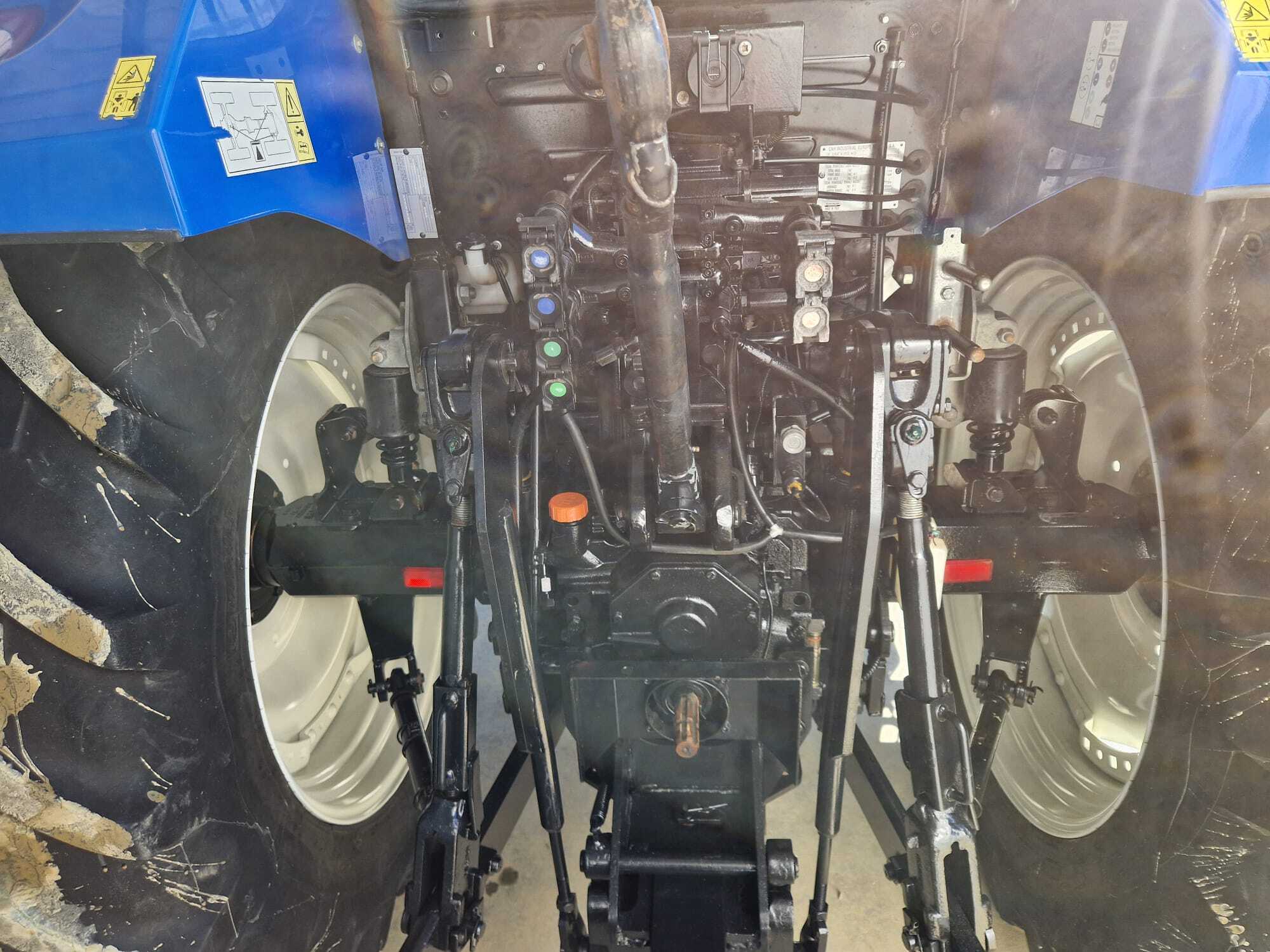 NEW HOLLAND T5.110 EC