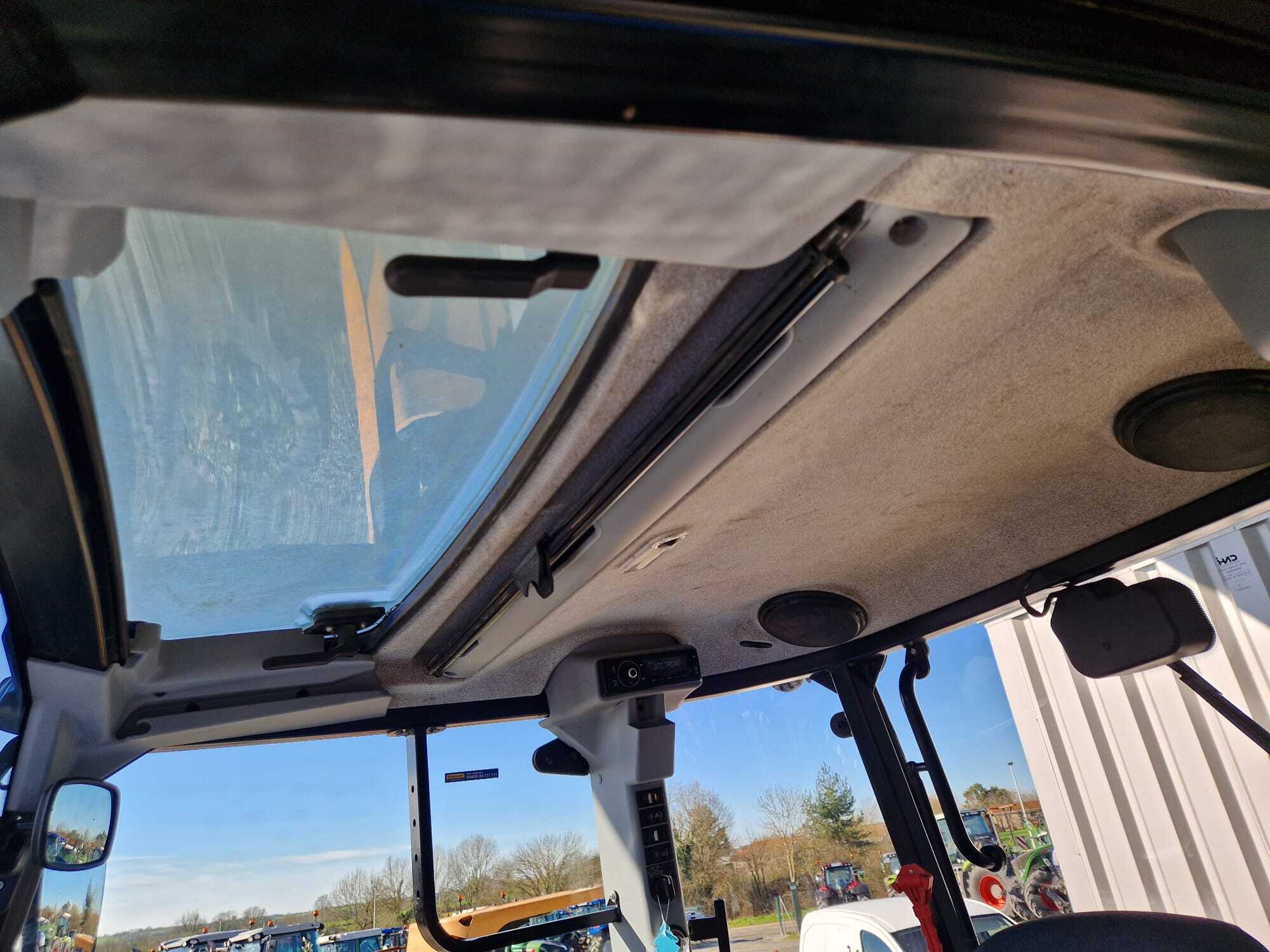 NEW HOLLAND T5.110 EC