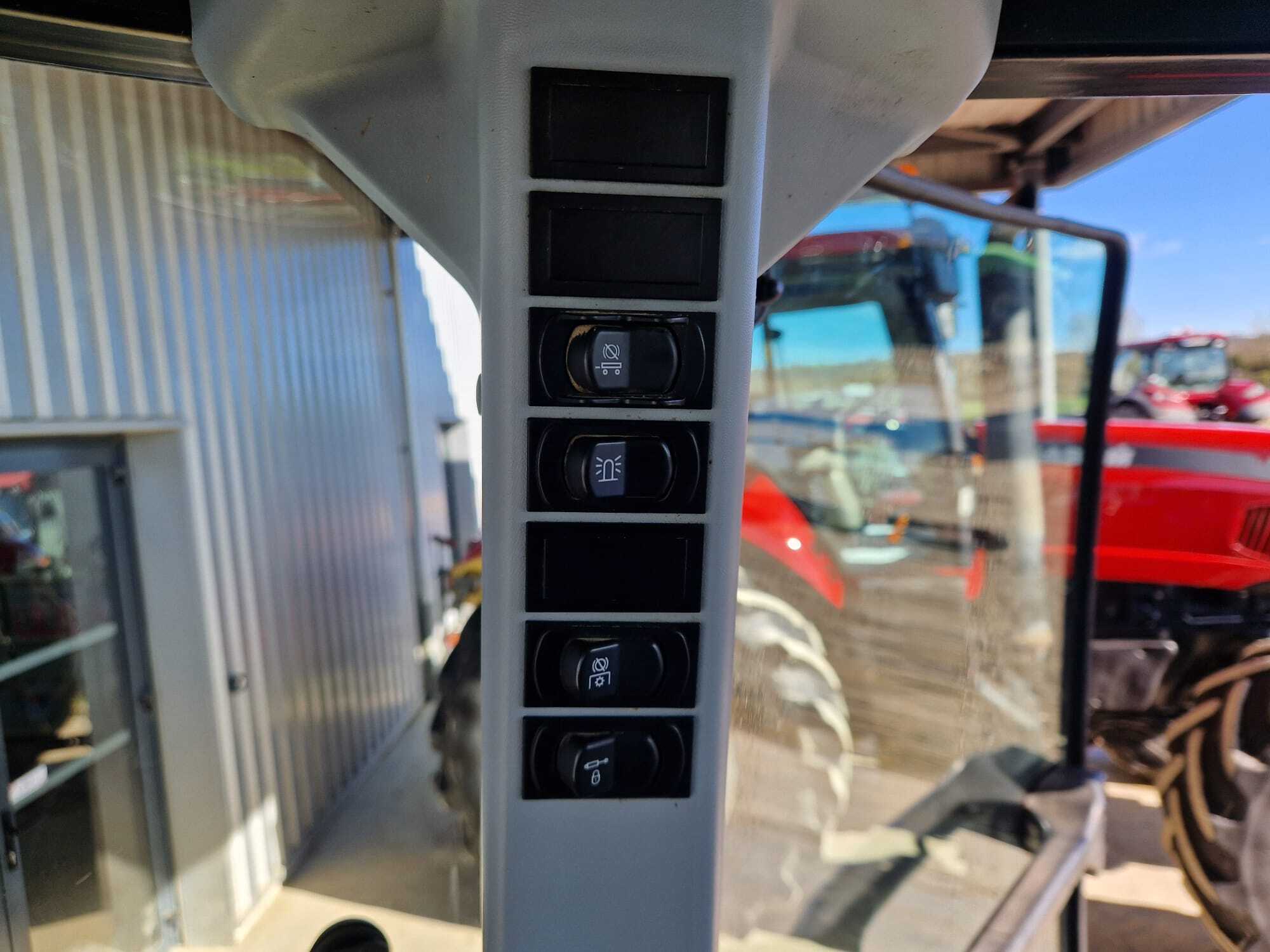 NEW HOLLAND T5.110 EC