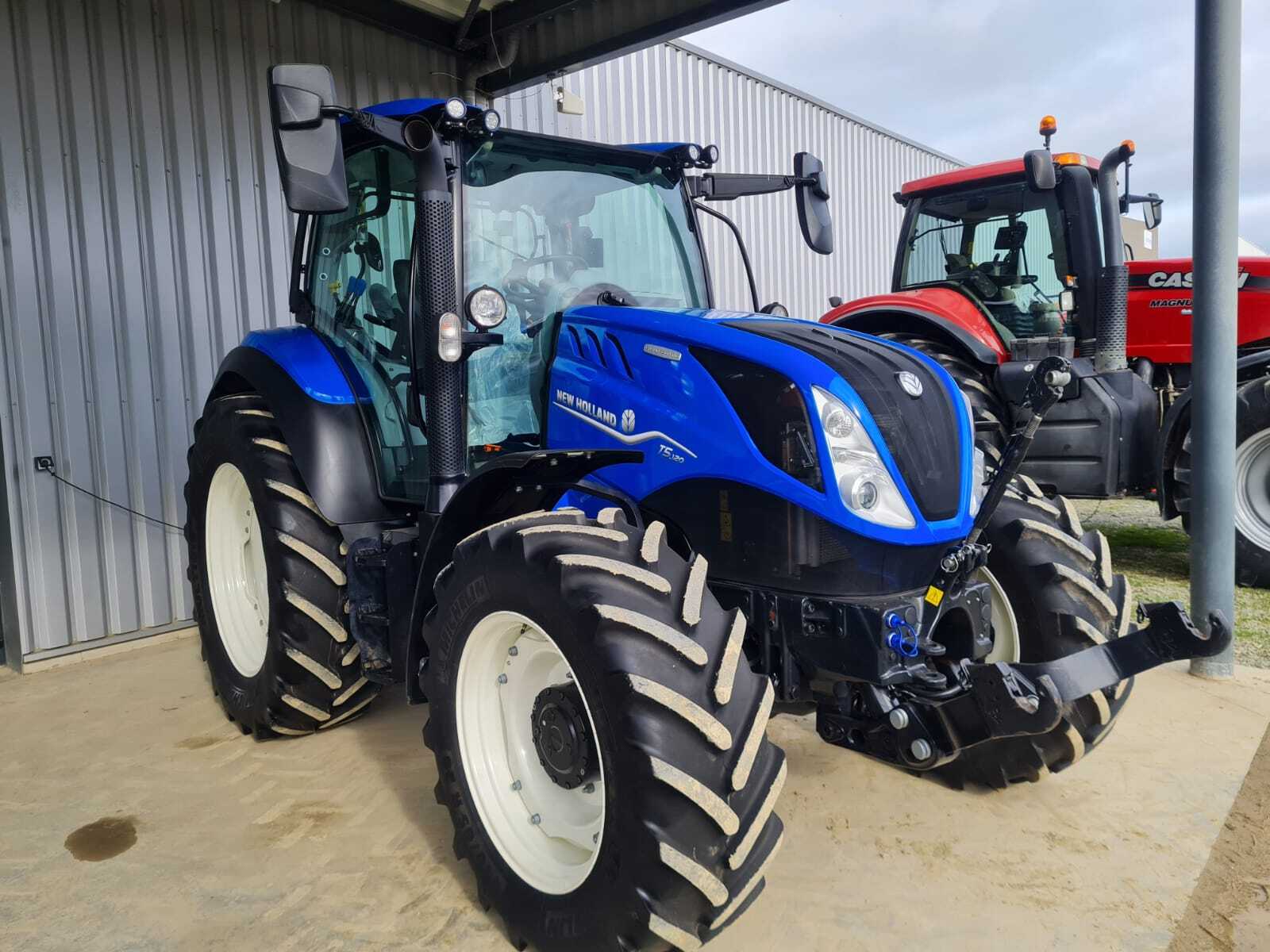 NEW HOLLAND T5.120 DC