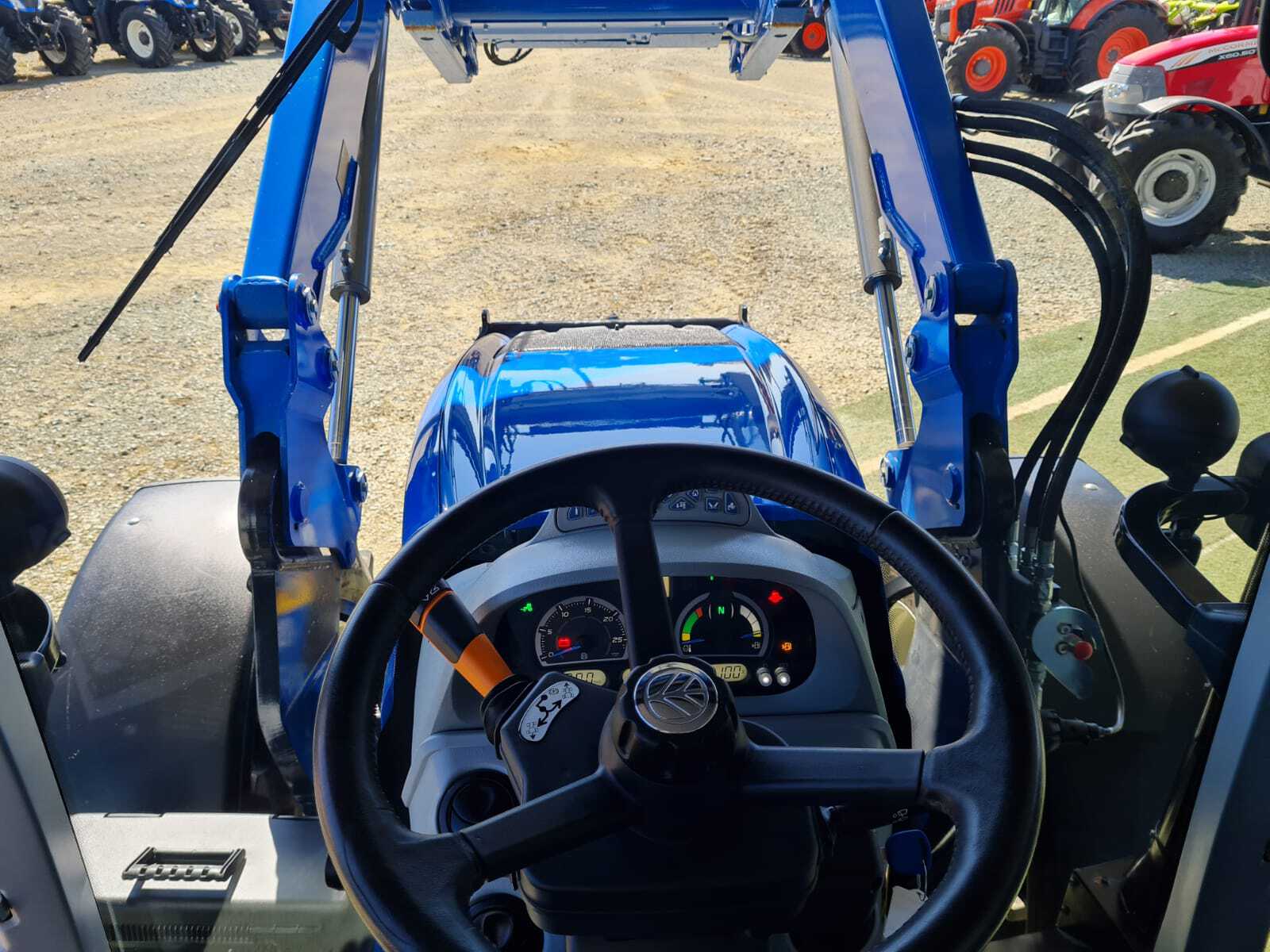 NEW HOLLAND T5.130 AC