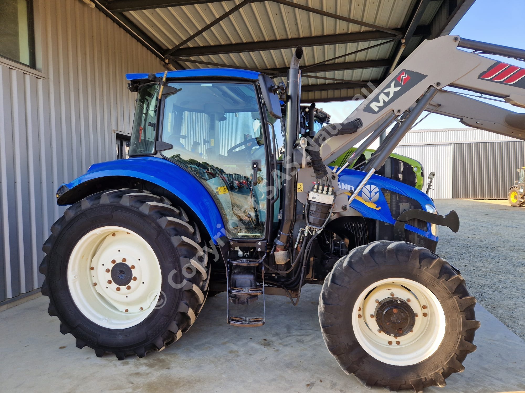 NEW HOLLAND T5.115 DC