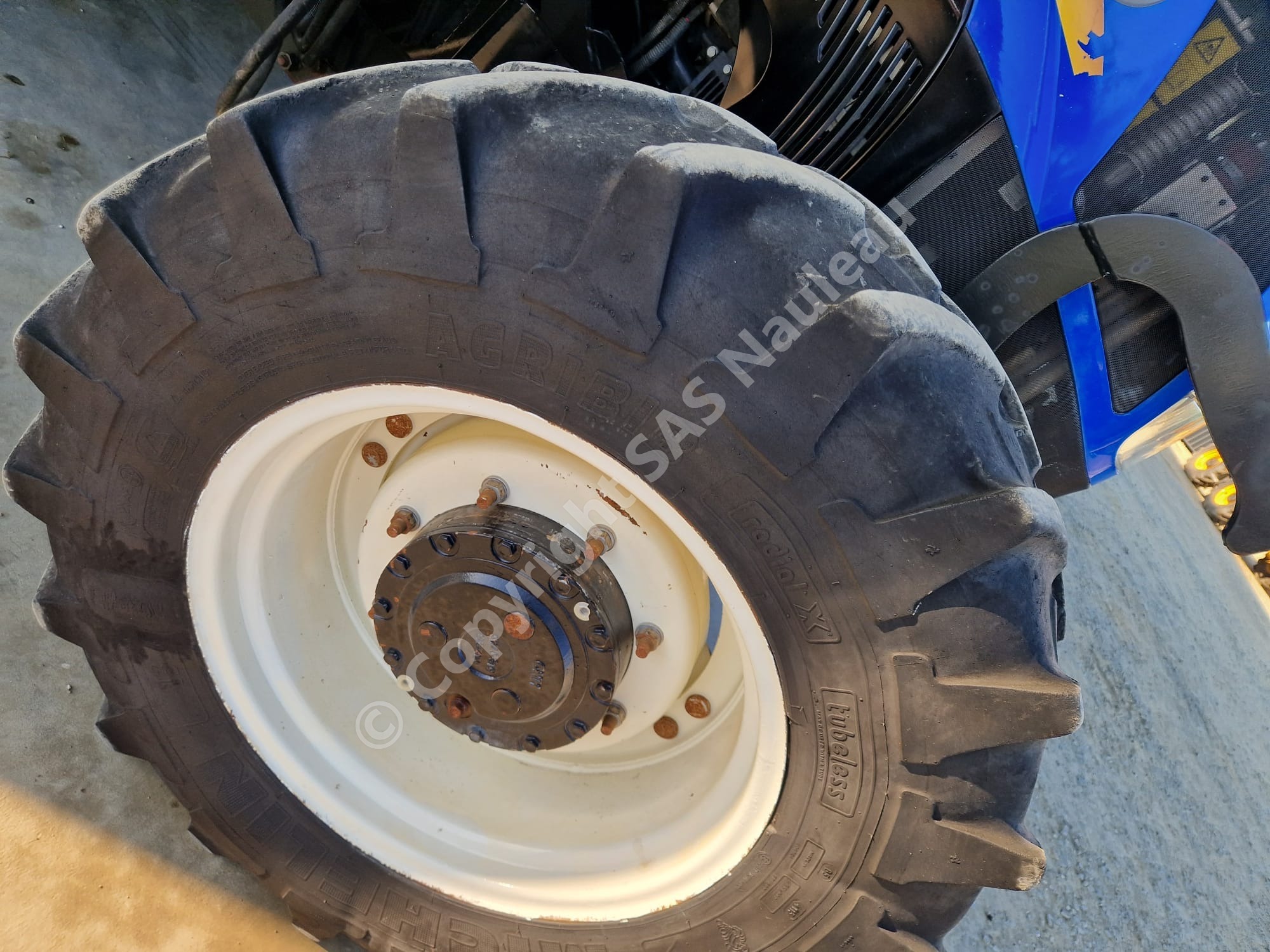 NEW HOLLAND T5.115 DC