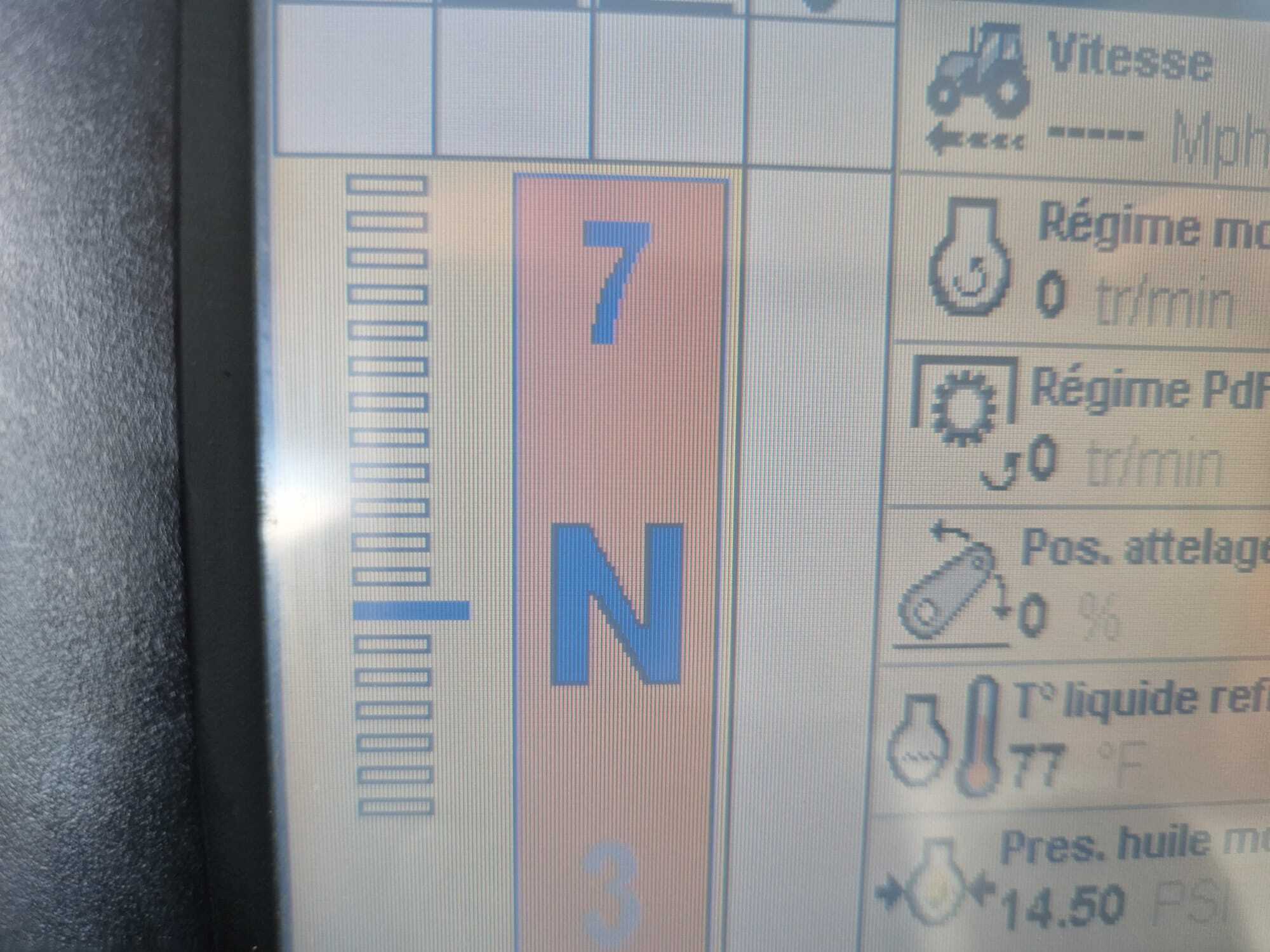 NEW HOLLAND T6050 PC