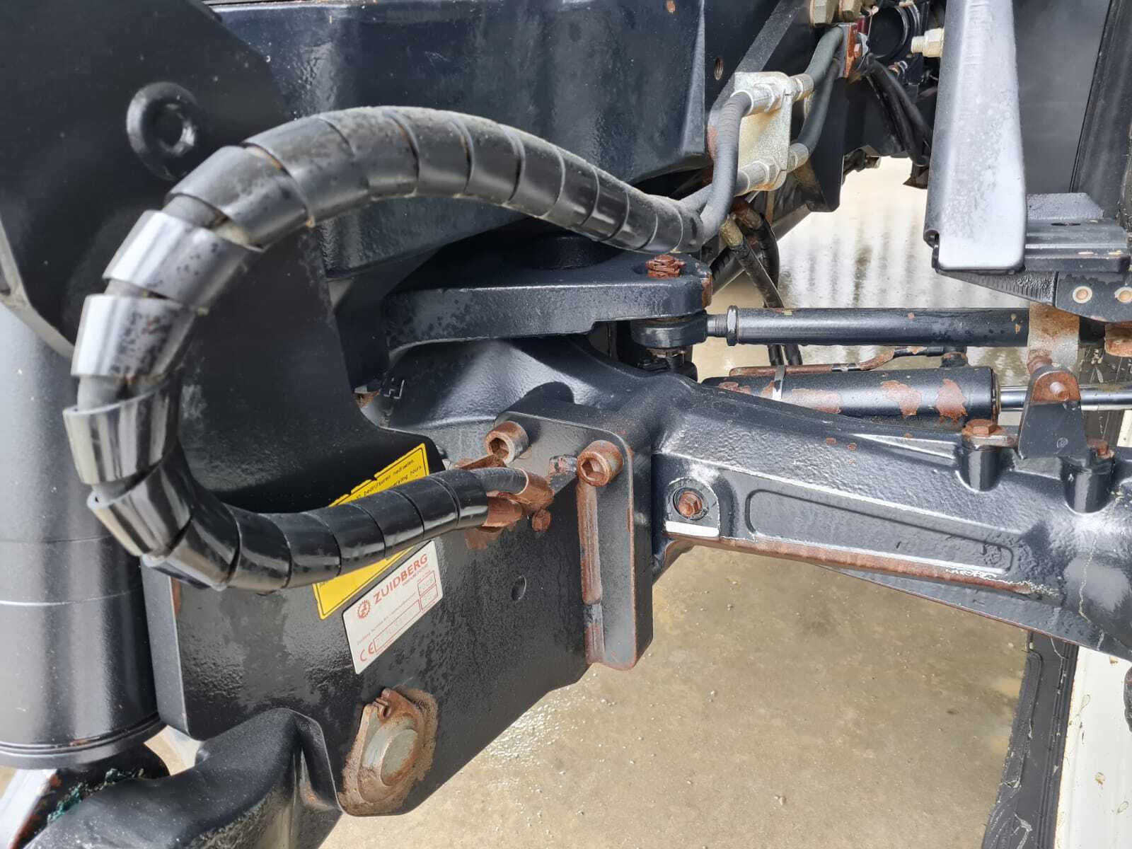 NEW HOLLAND T6070 PLUS