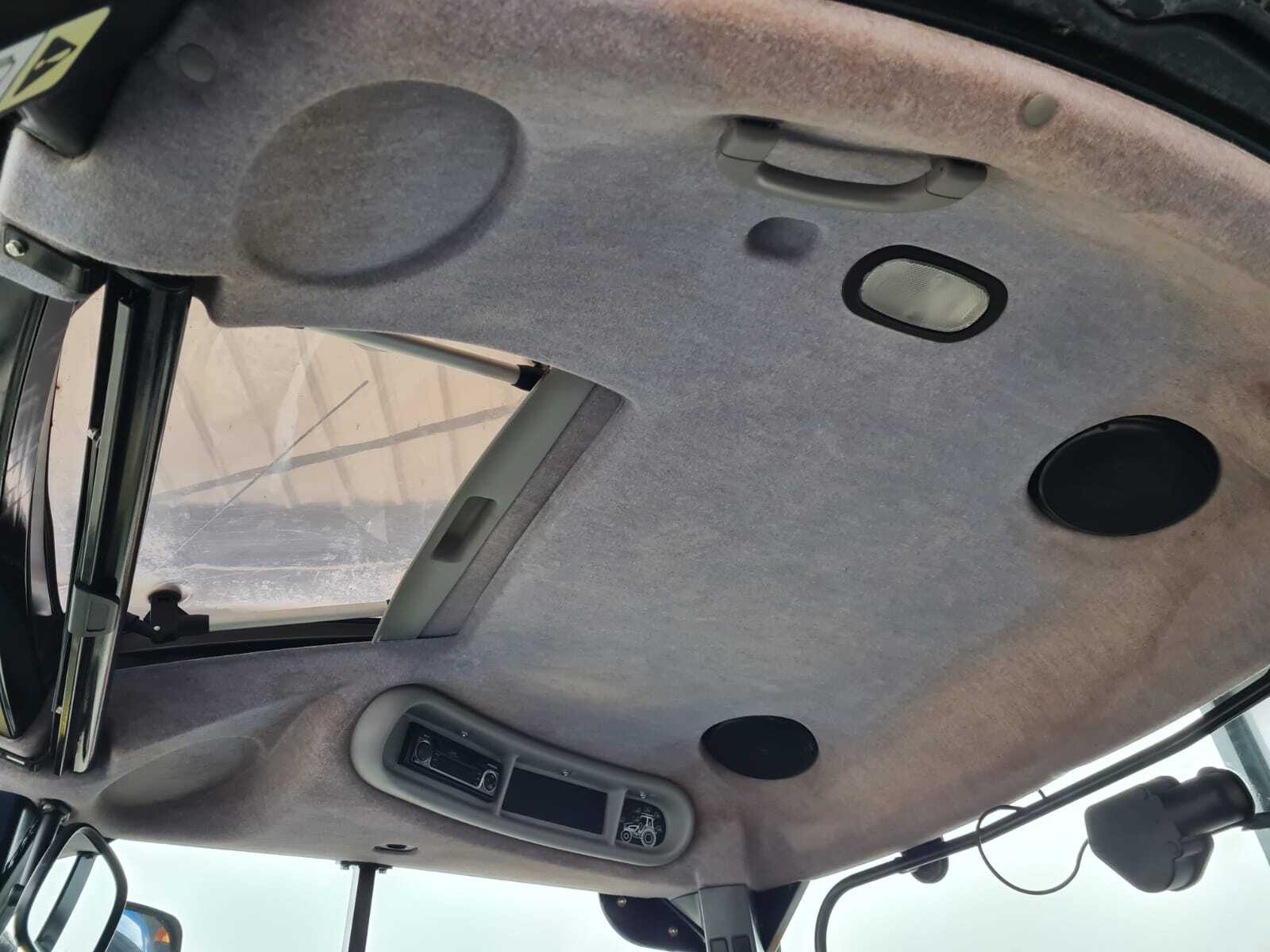 NEW HOLLAND T6070 PLUS