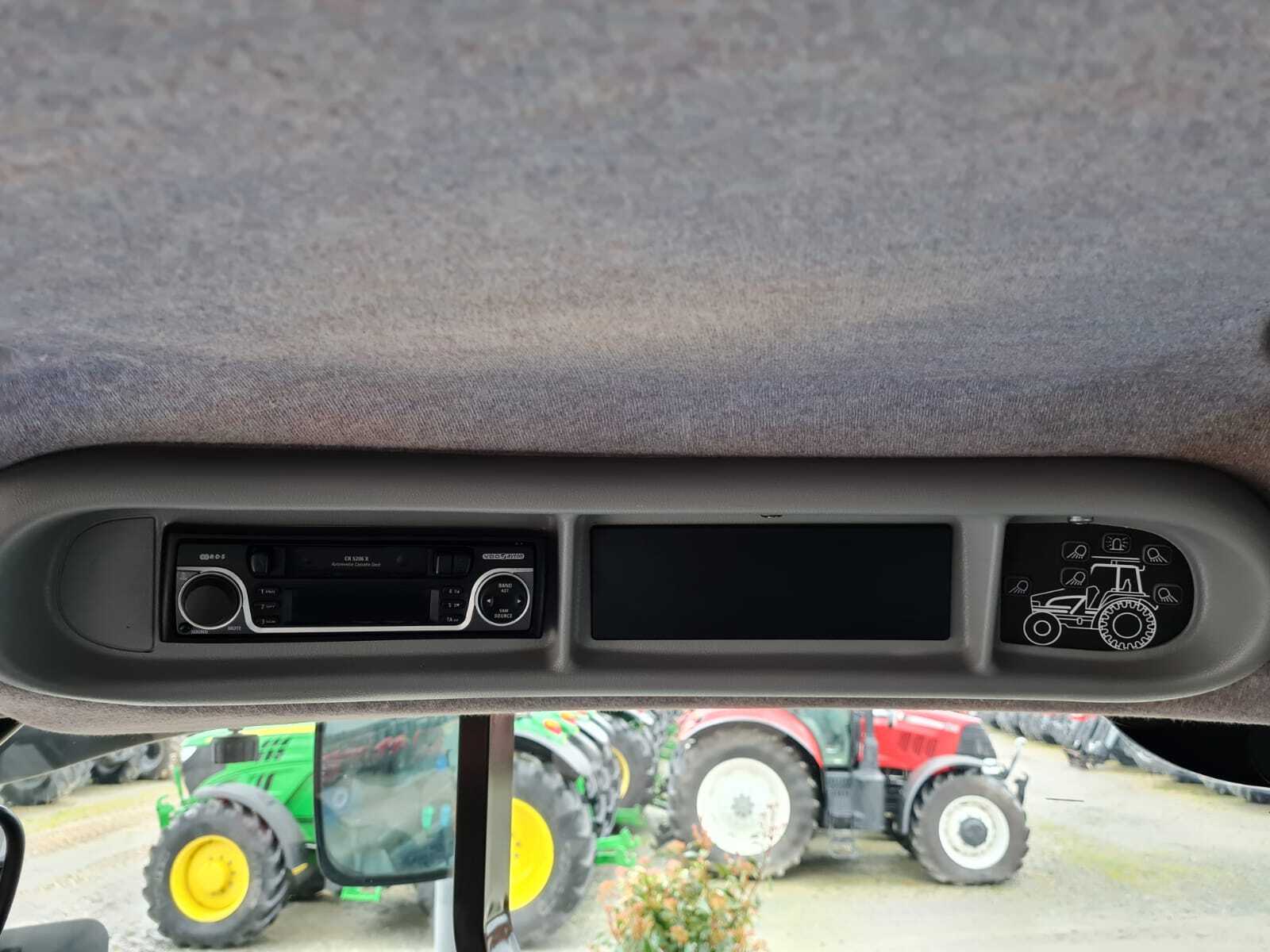 NEW HOLLAND T6070 PLUS