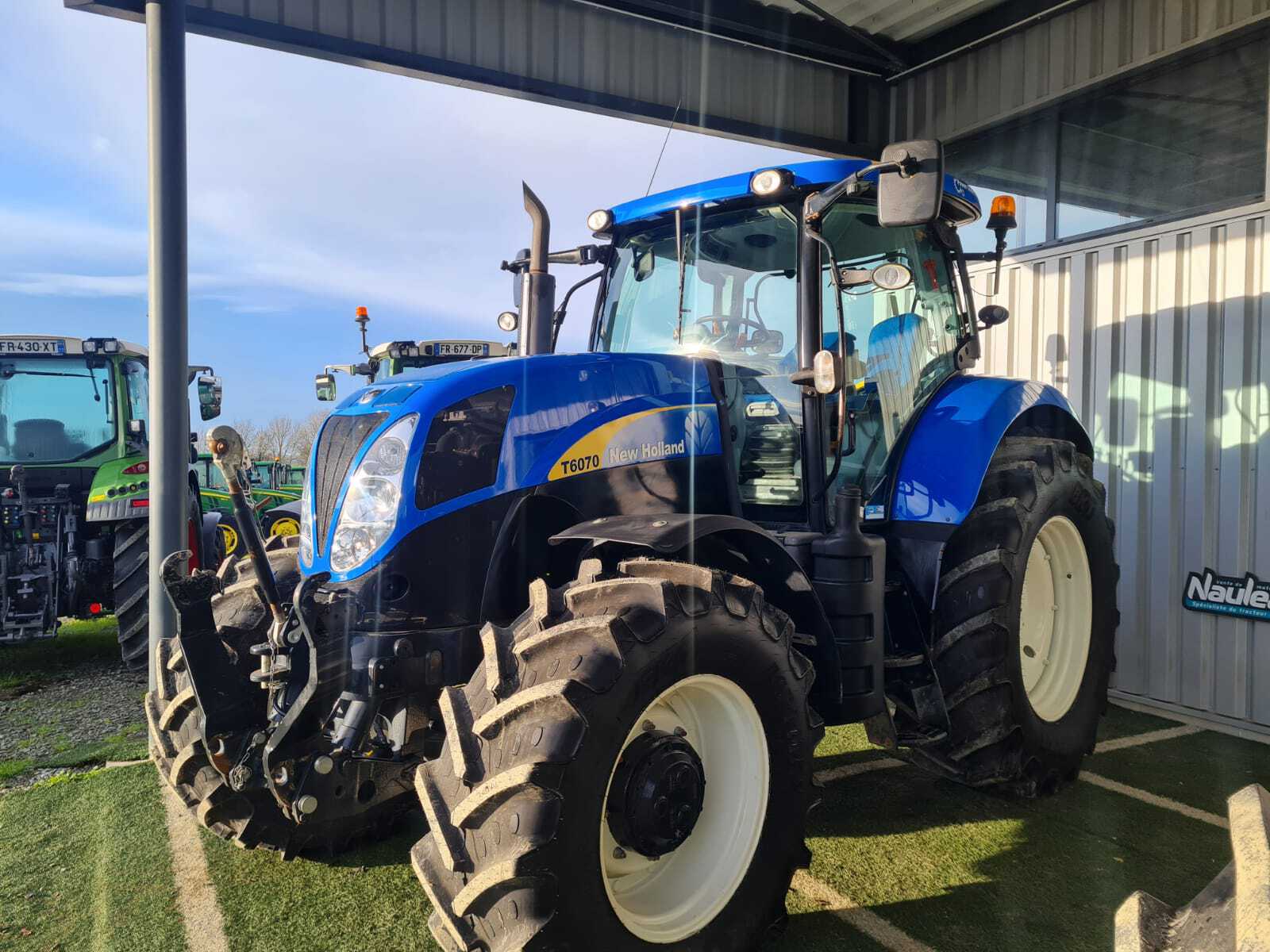 NEW HOLLAND T6070 PC