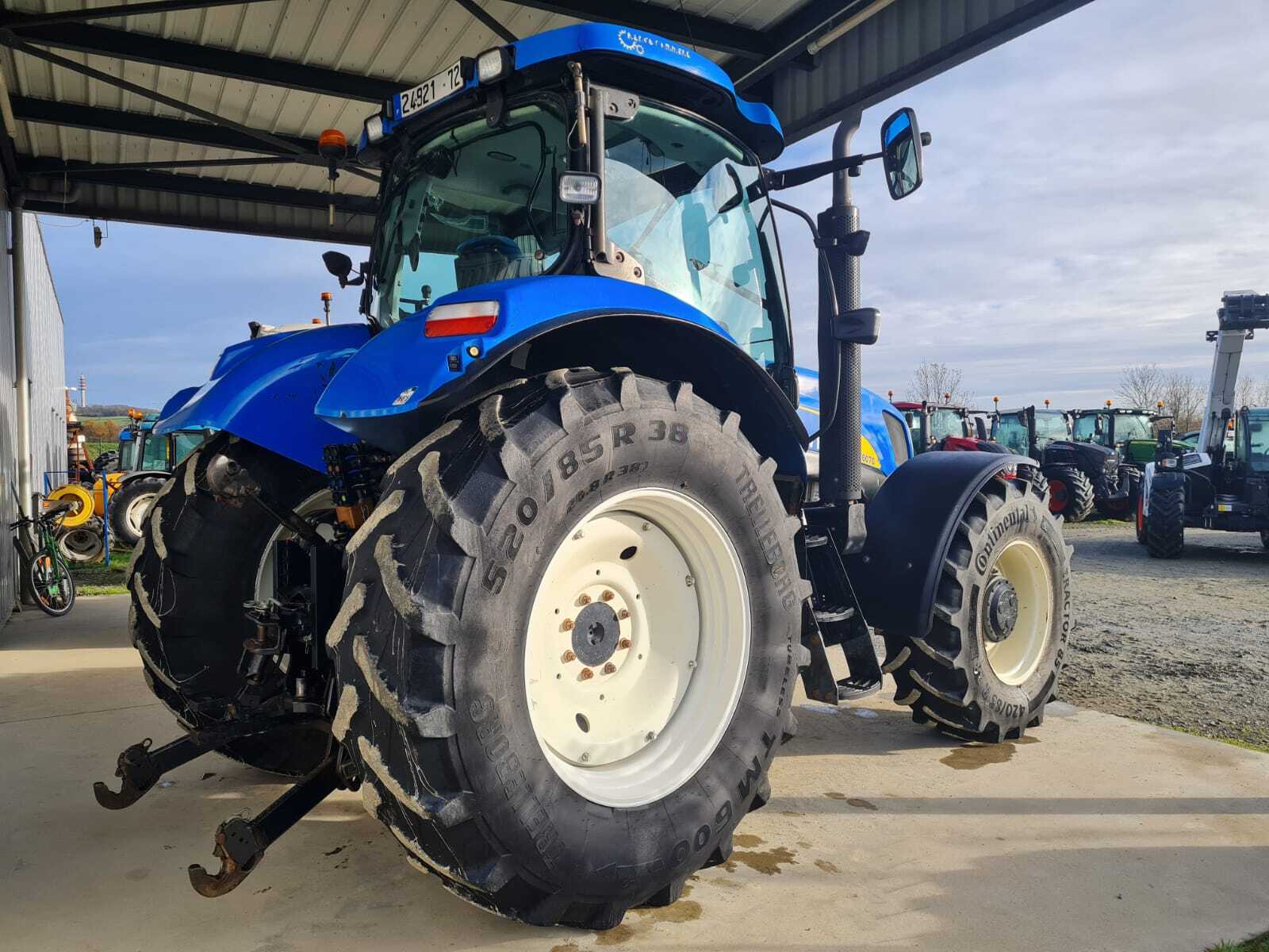 NEW HOLLAND T6070 RC