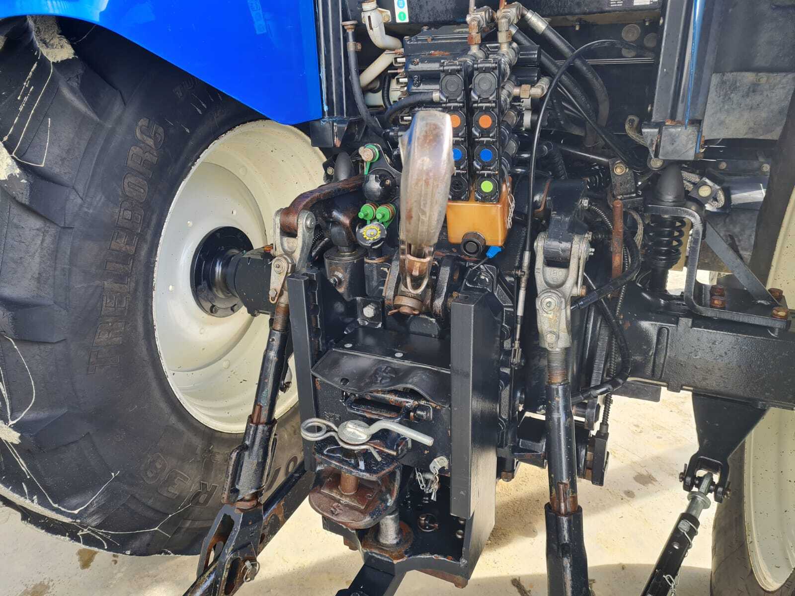 NEW HOLLAND T6070 RC