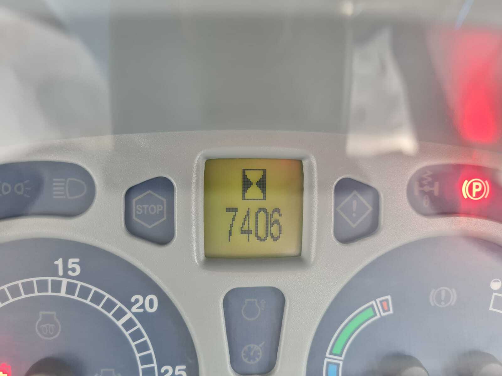 NEW HOLLAND T6070 RC