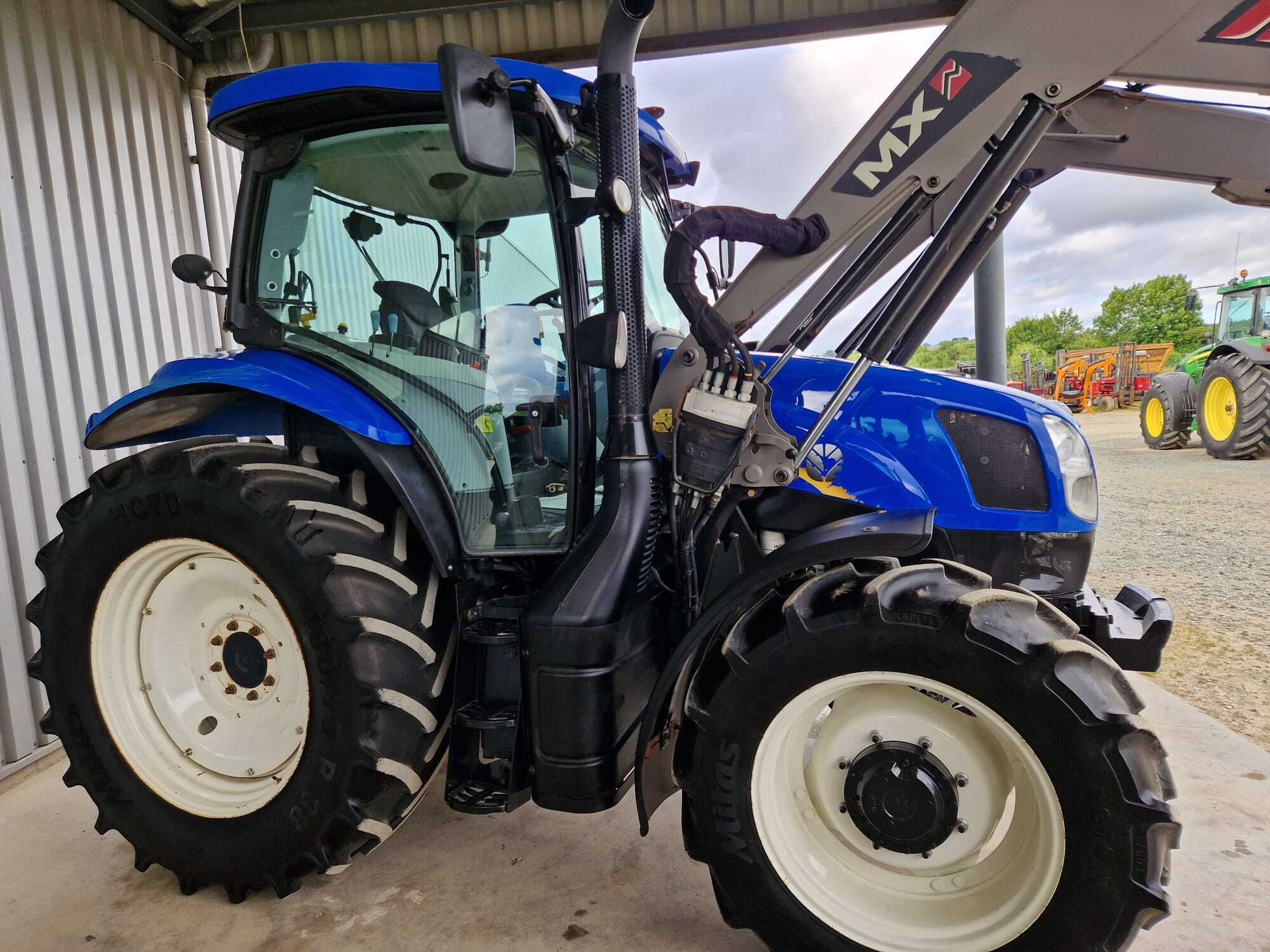 NEW HOLLAND T6.120 EC