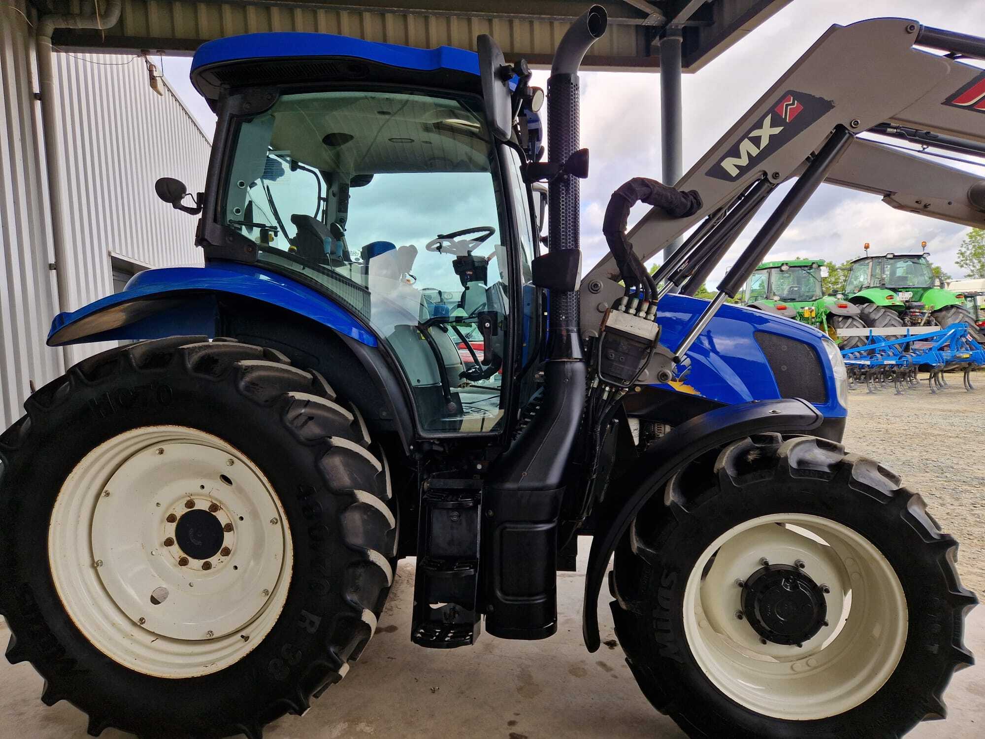 NEW HOLLAND T6.120 EC