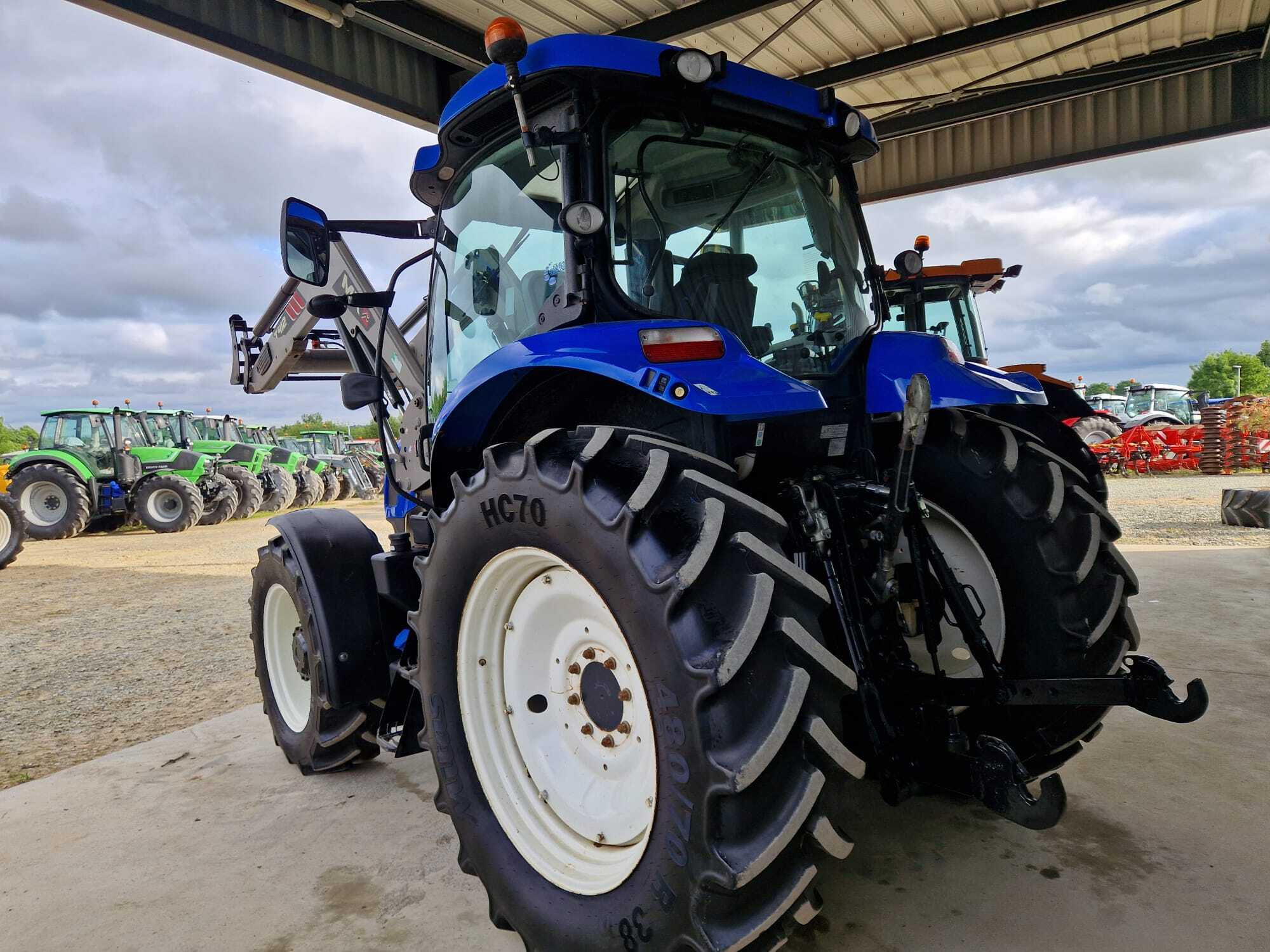 NEW HOLLAND T6.120 EC