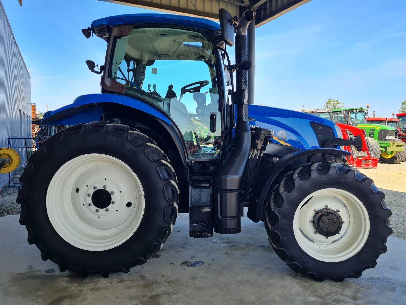 NEW HOLLAND T6.120 EC