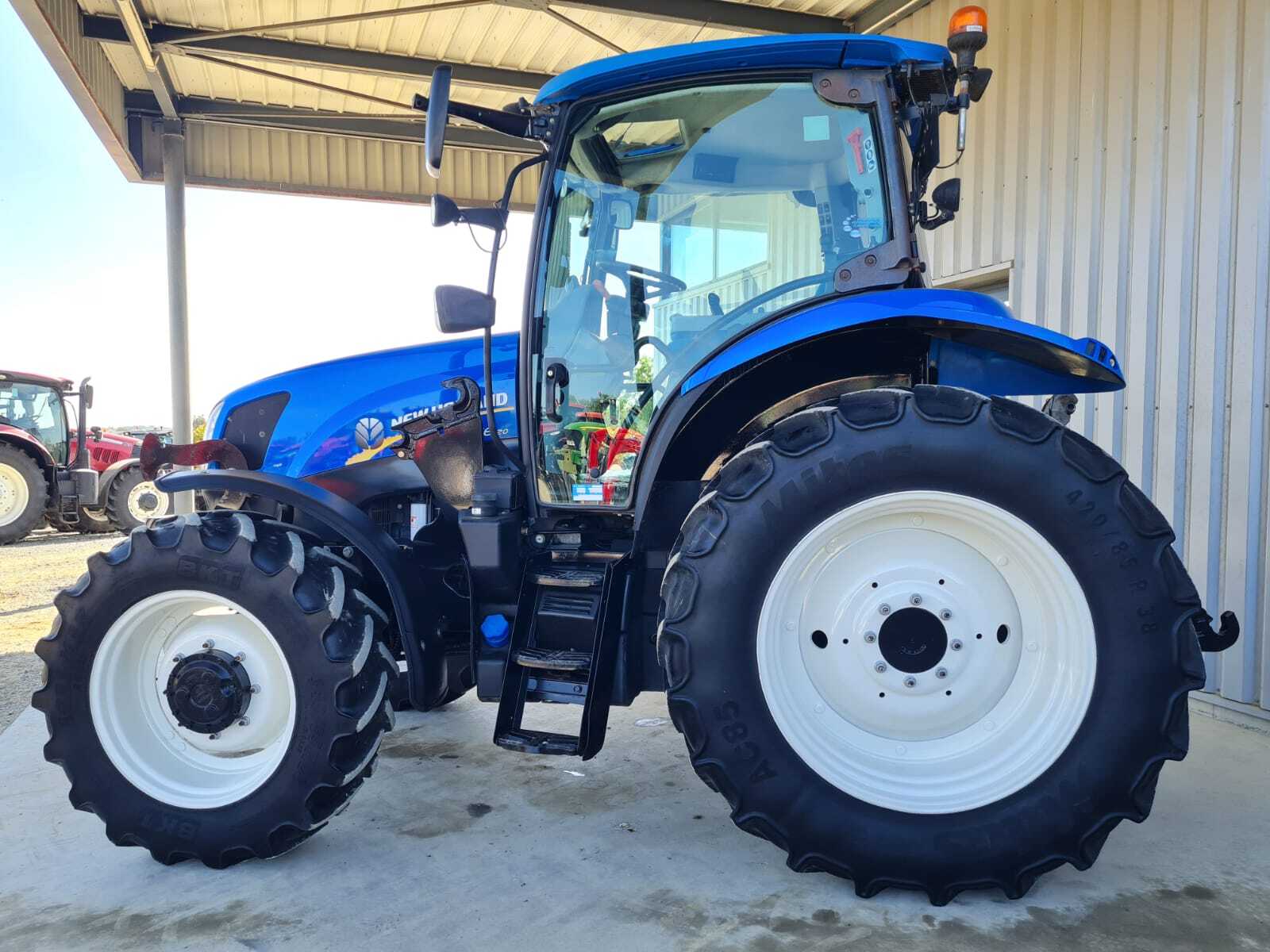 NEW HOLLAND T6.120 EC