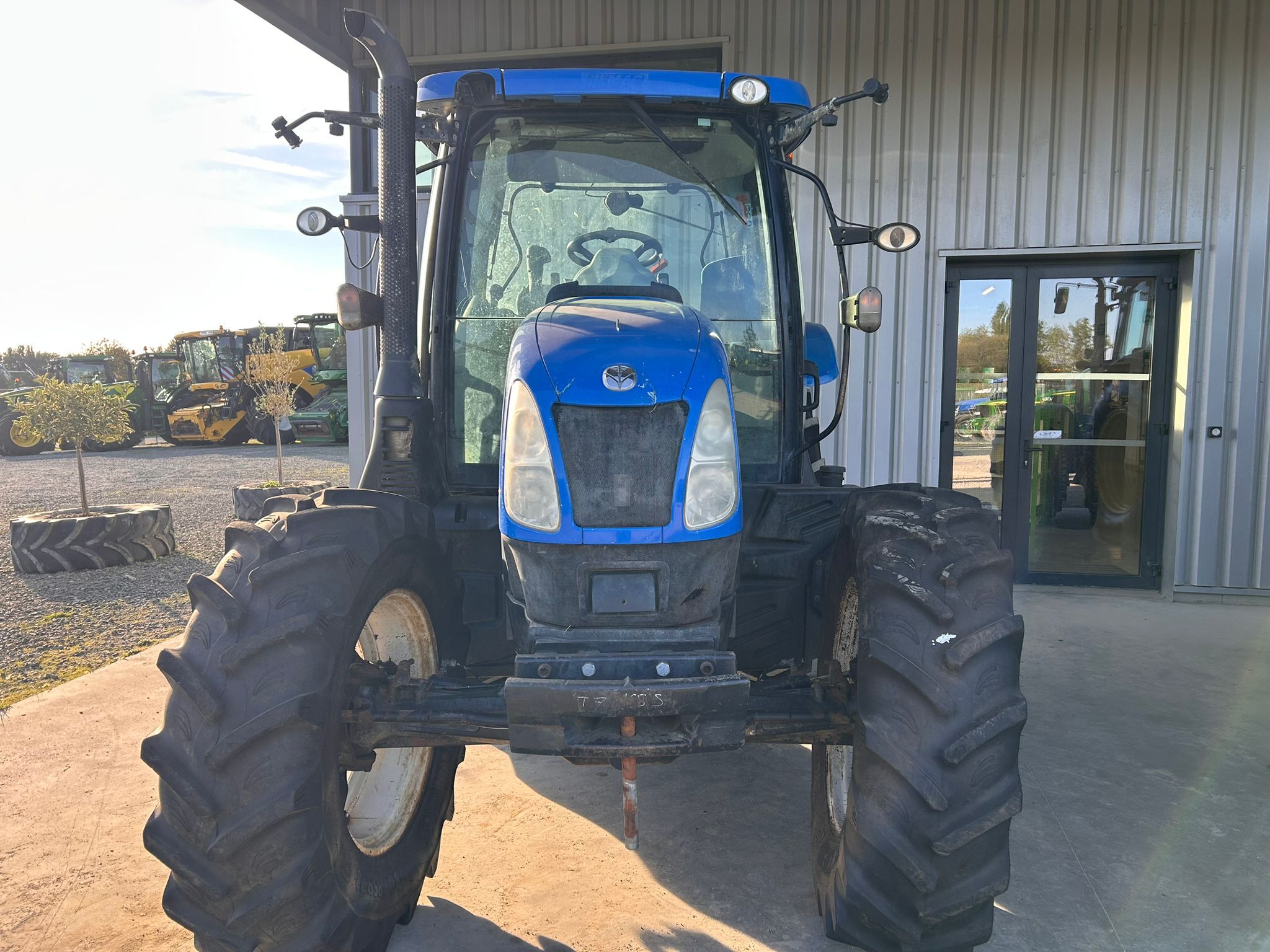 NEW HOLLAND T6.140 EC