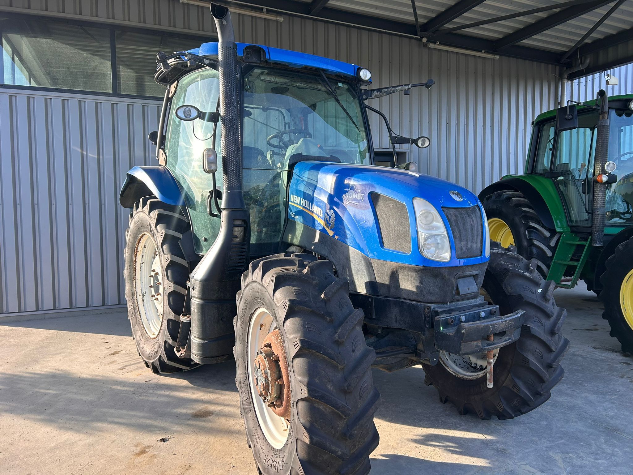 NEW HOLLAND T6.140 EC