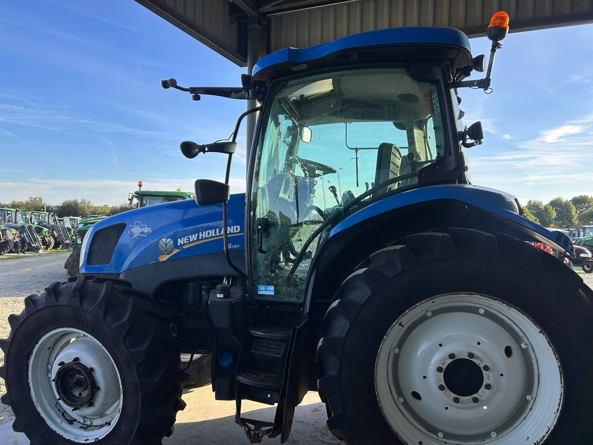 NEW HOLLAND T6.140 EC