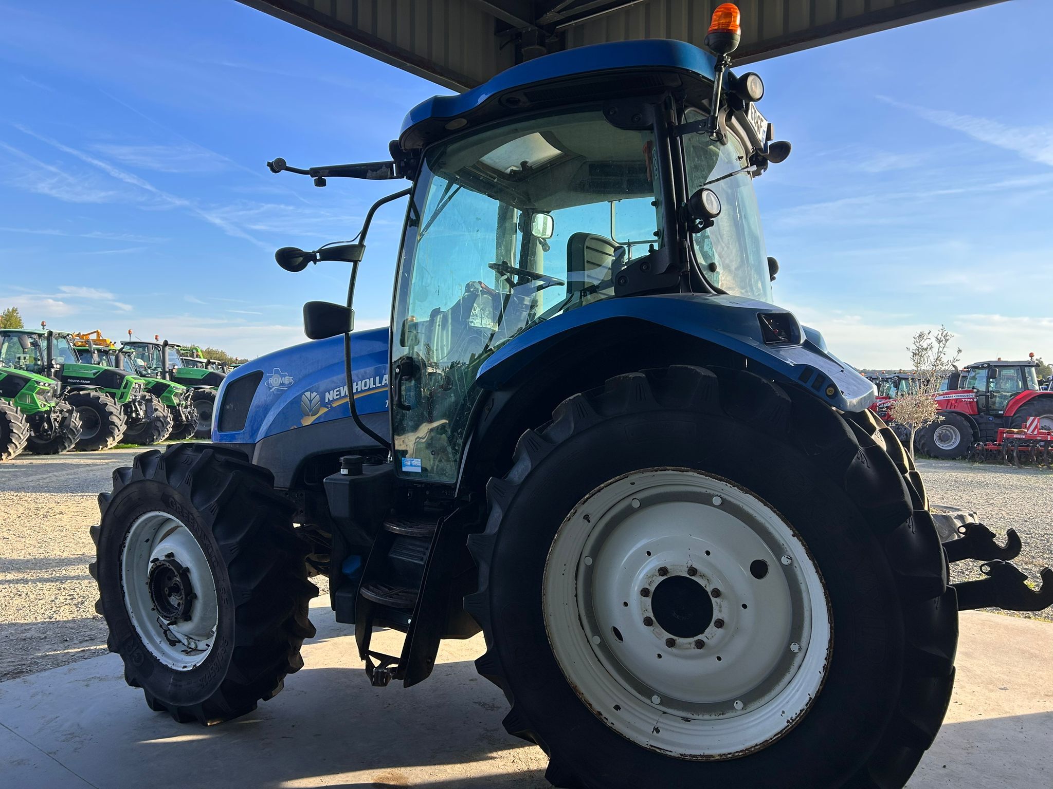 NEW HOLLAND T6.140 EC