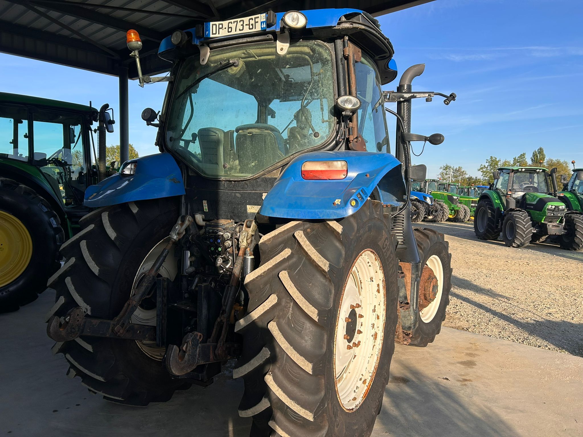 NEW HOLLAND T6.140 EC
