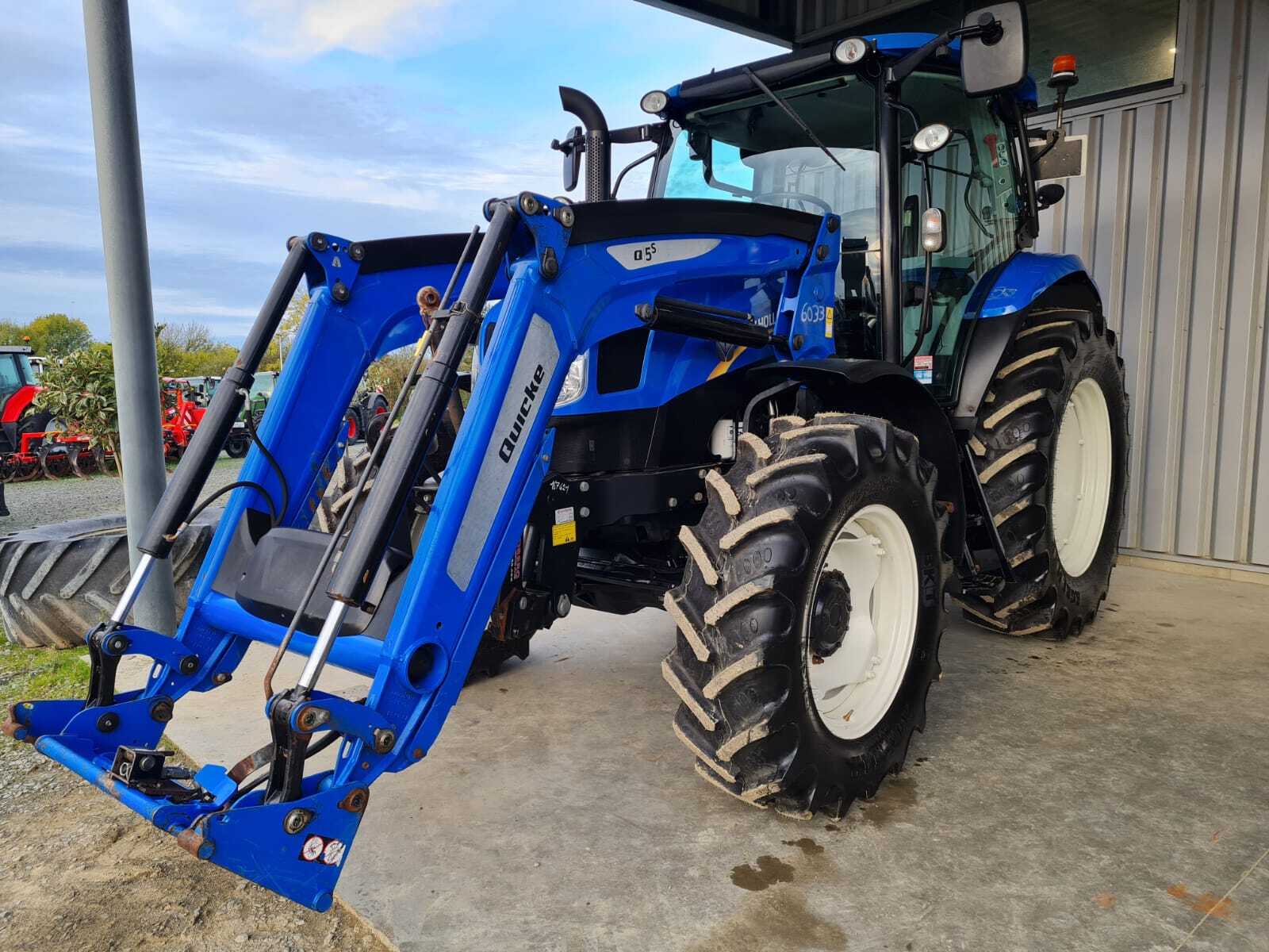 NEW HOLLAND T6.140 EC