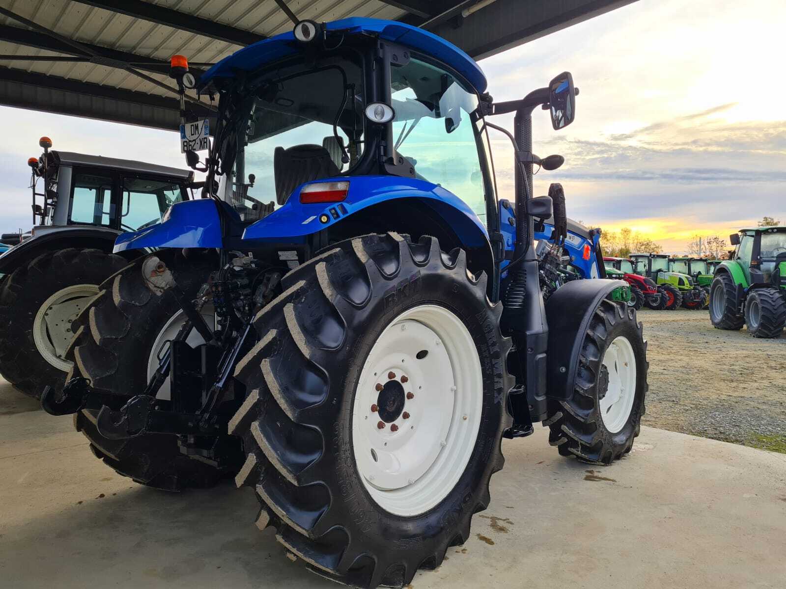 NEW HOLLAND T6.140 EC