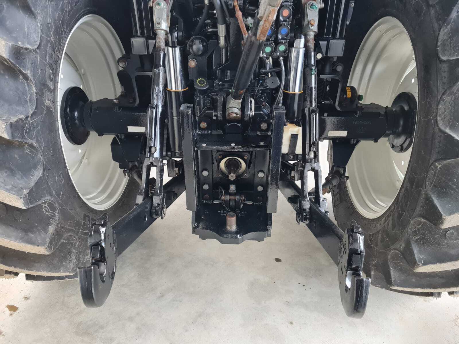 NEW HOLLAND T6.140 EC