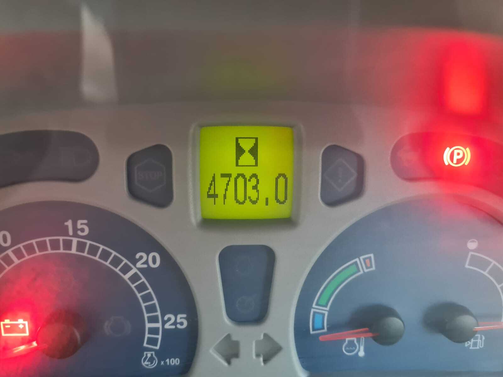 NEW HOLLAND T6.140 EC