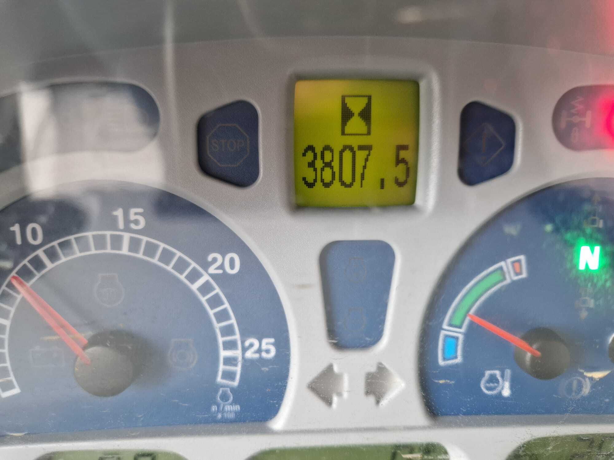 NEW HOLLAND T6.145 EC