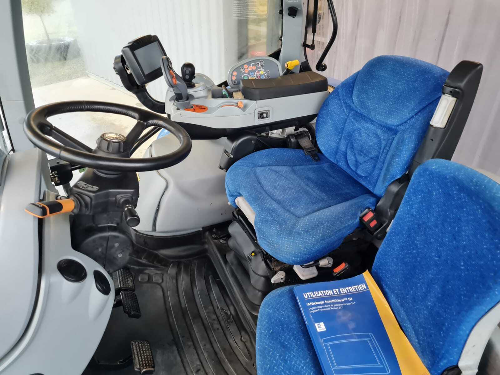 NEW HOLLAND T6.150 AC