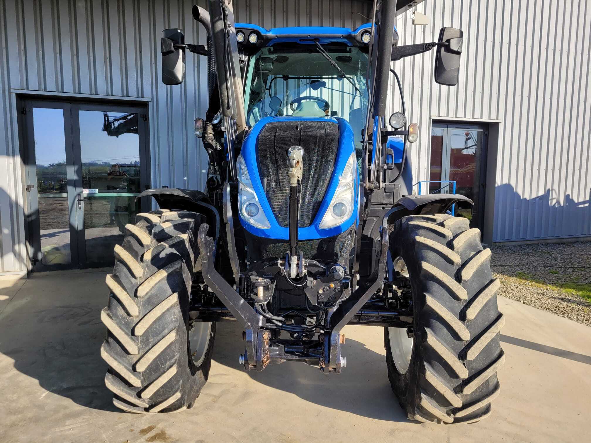 NEW HOLLAND T6.155 DC