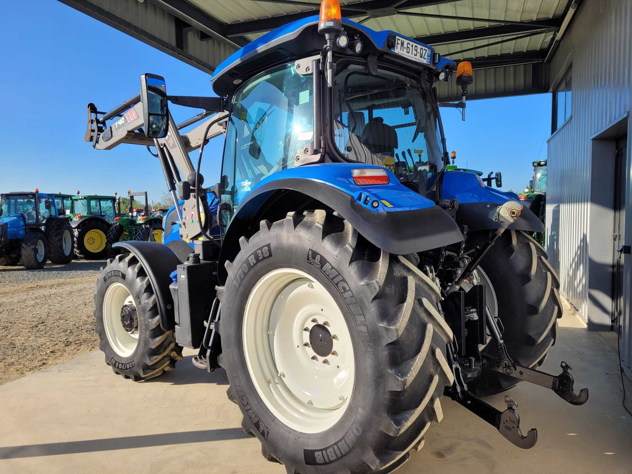 NEW HOLLAND T6.155 DC