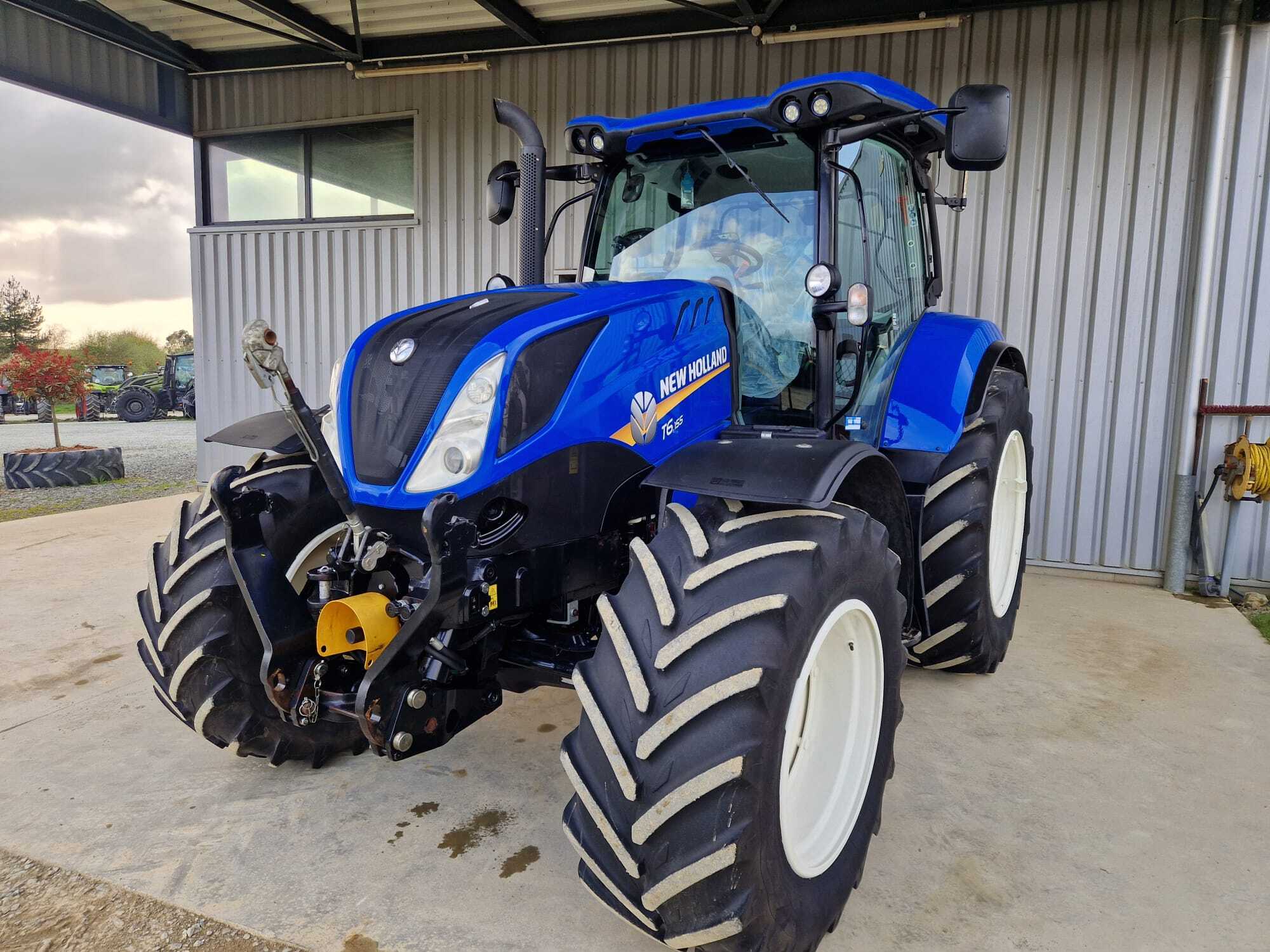 NEW HOLLAND T6.155 EC