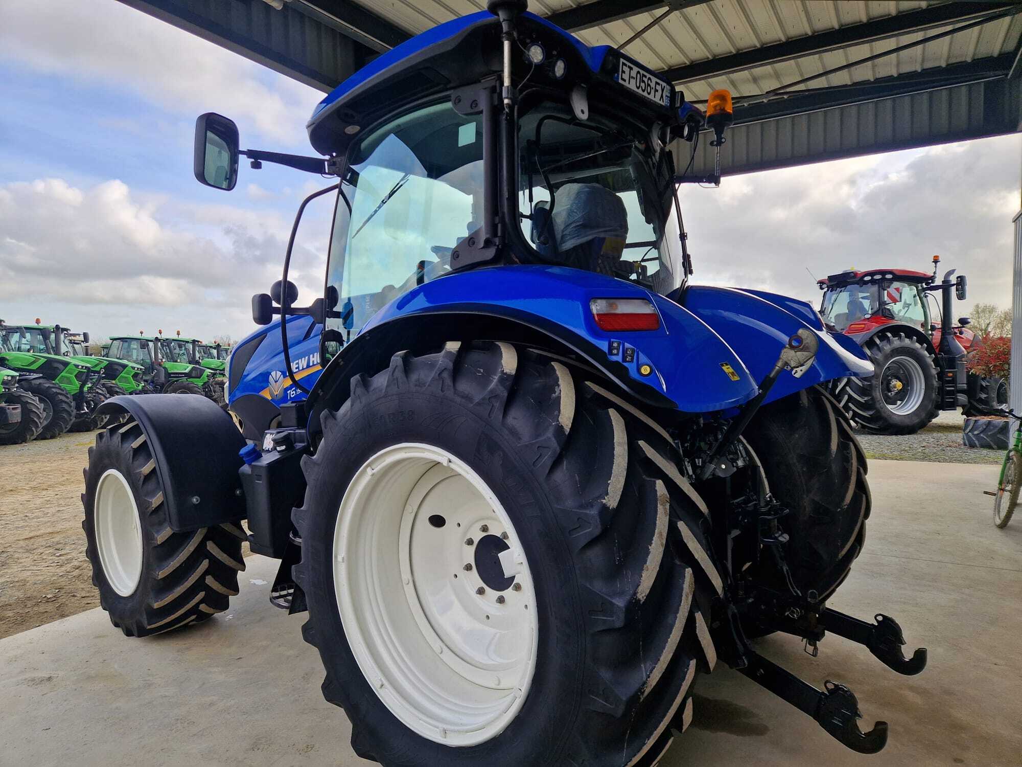 NEW HOLLAND T6.155 EC