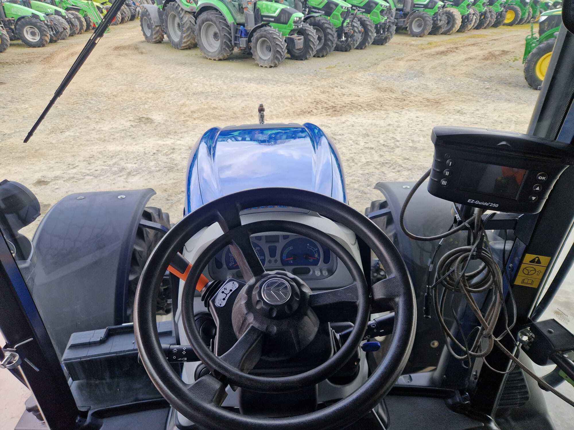 NEW HOLLAND T6.155 EC