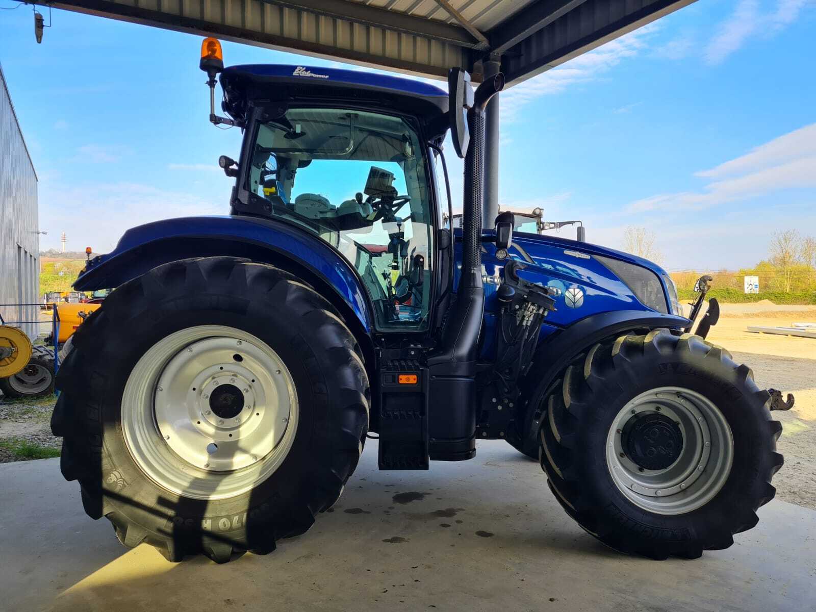 NEW HOLLAND T6.180 AC