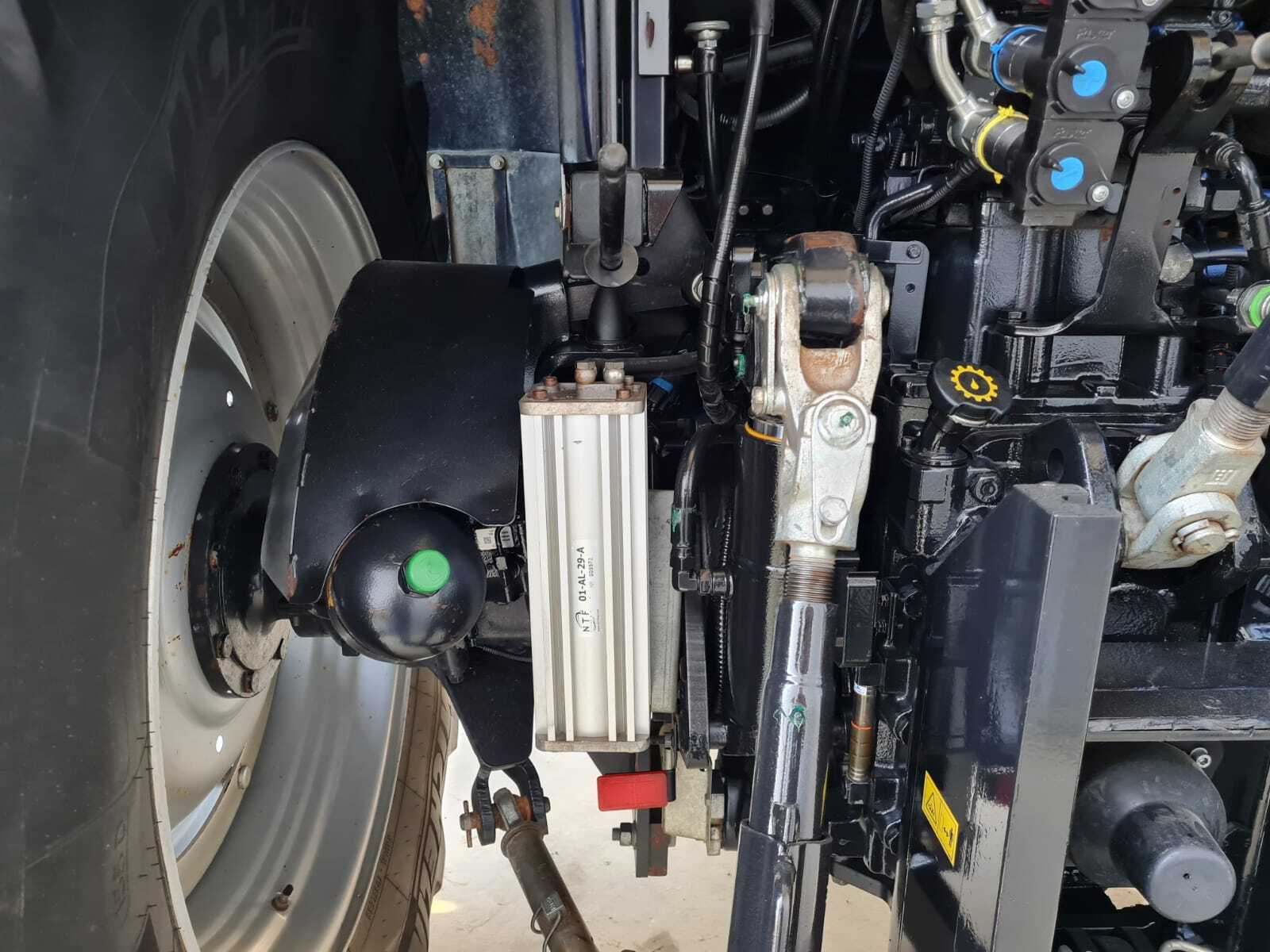 NEW HOLLAND T6.180 AC