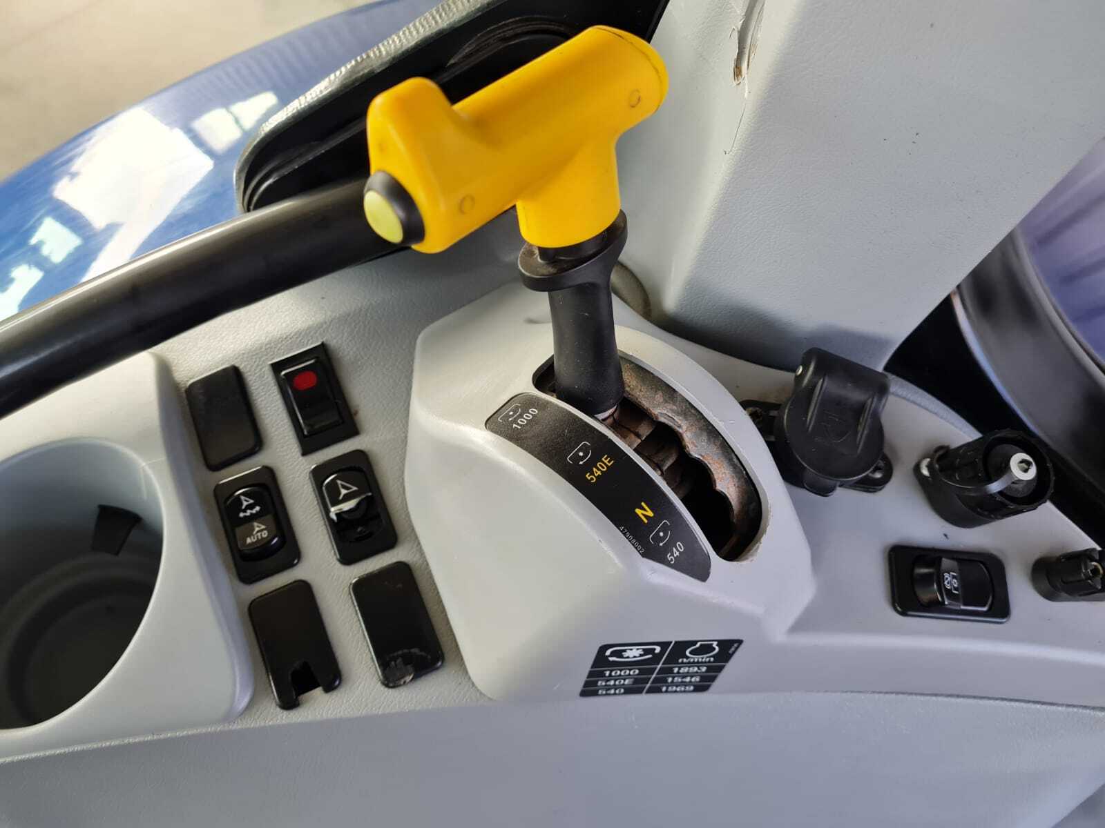 NEW HOLLAND T6.180 AC