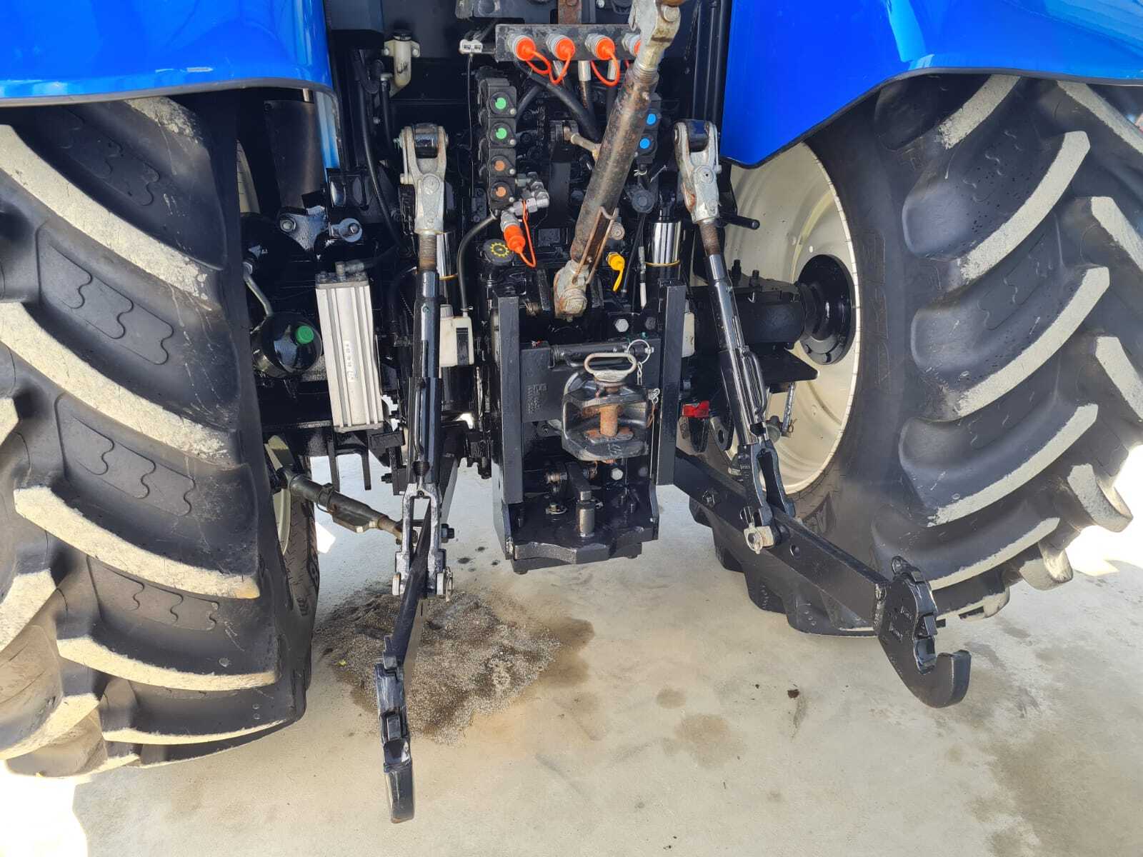 NEW HOLLAND T6.180 DC