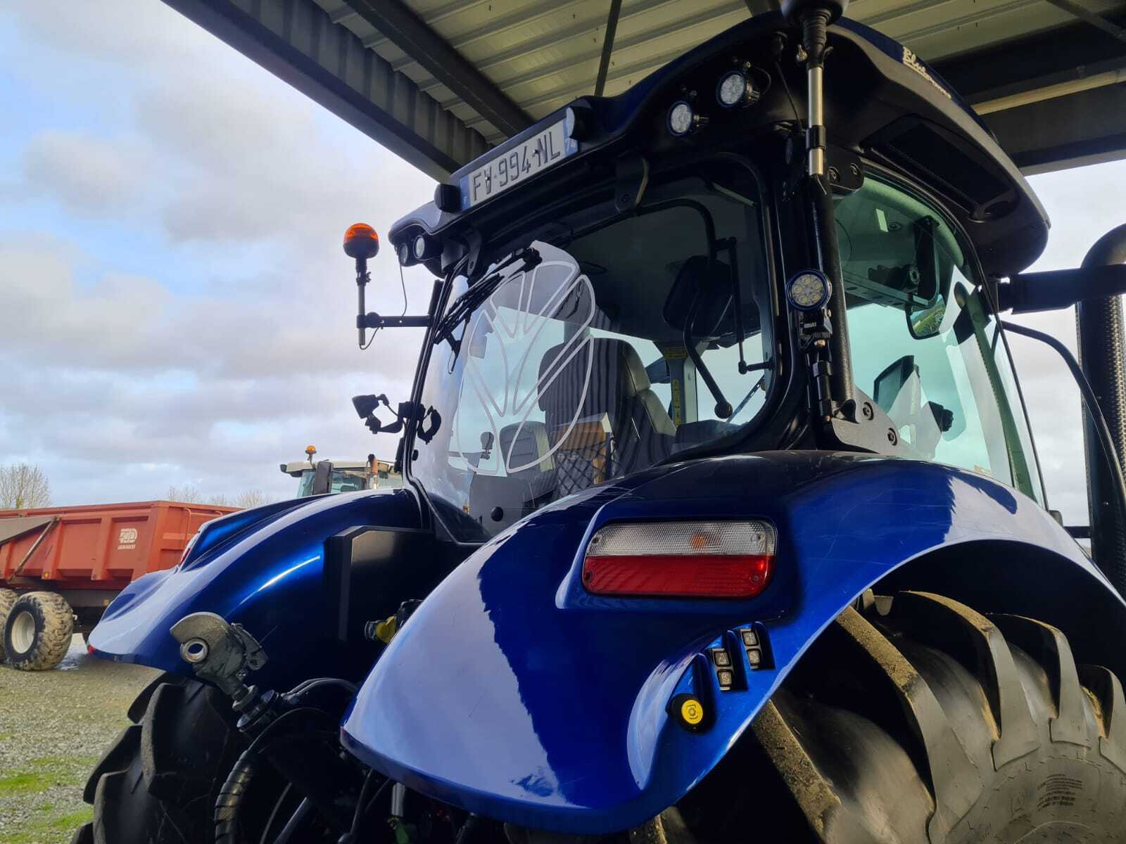 NEW HOLLAND T6.180 DC