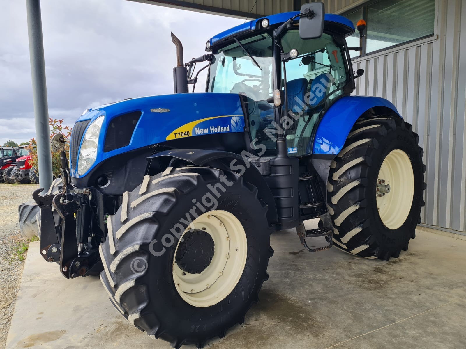 NEW HOLLAND T7040 AC