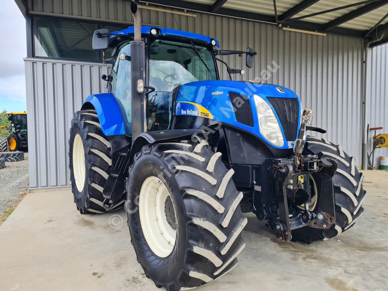 NEW HOLLAND T7040 AC
