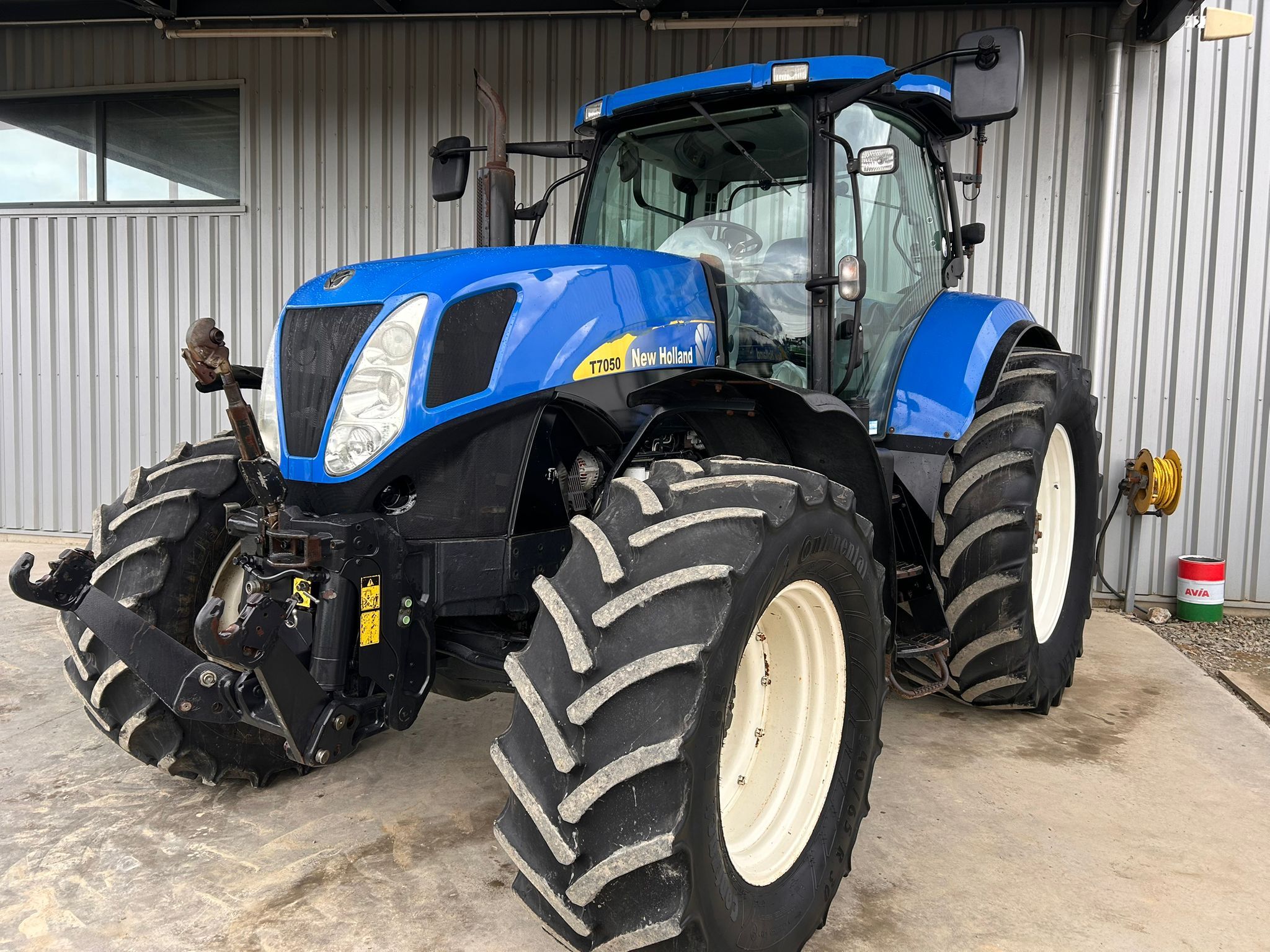NEW HOLLAND T7050 PC