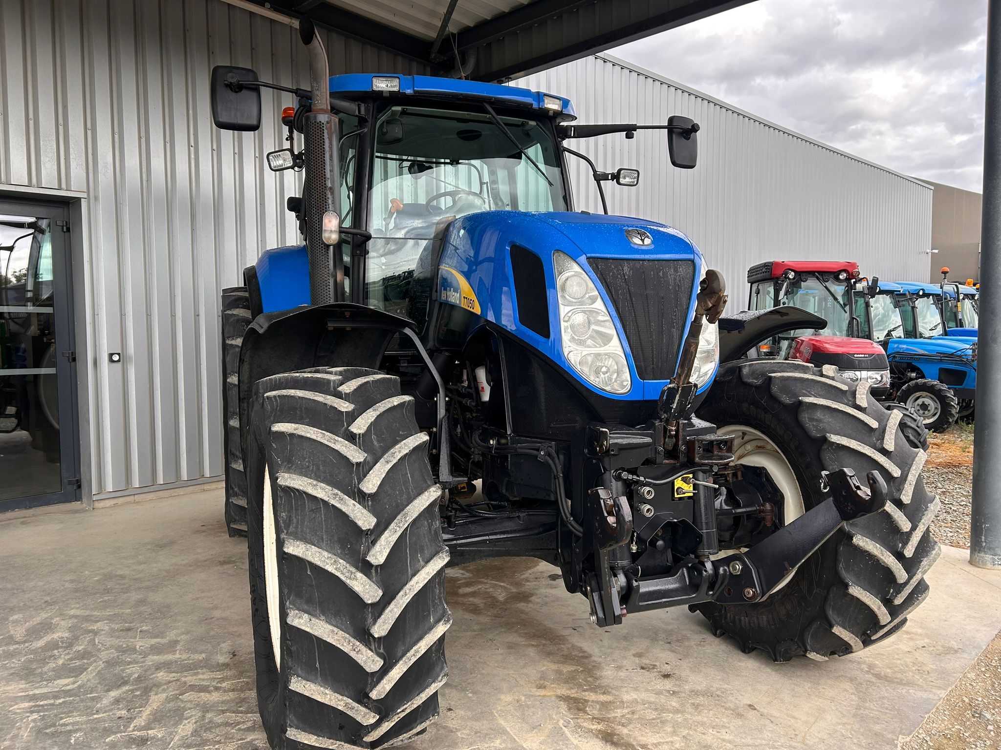 NEW HOLLAND T7050 PC