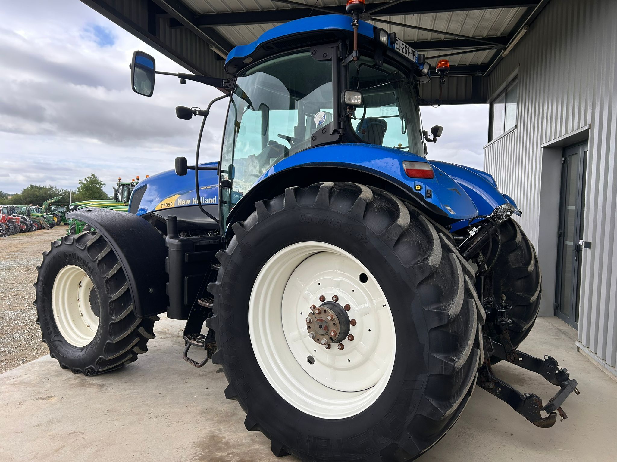NEW HOLLAND T7050 PC