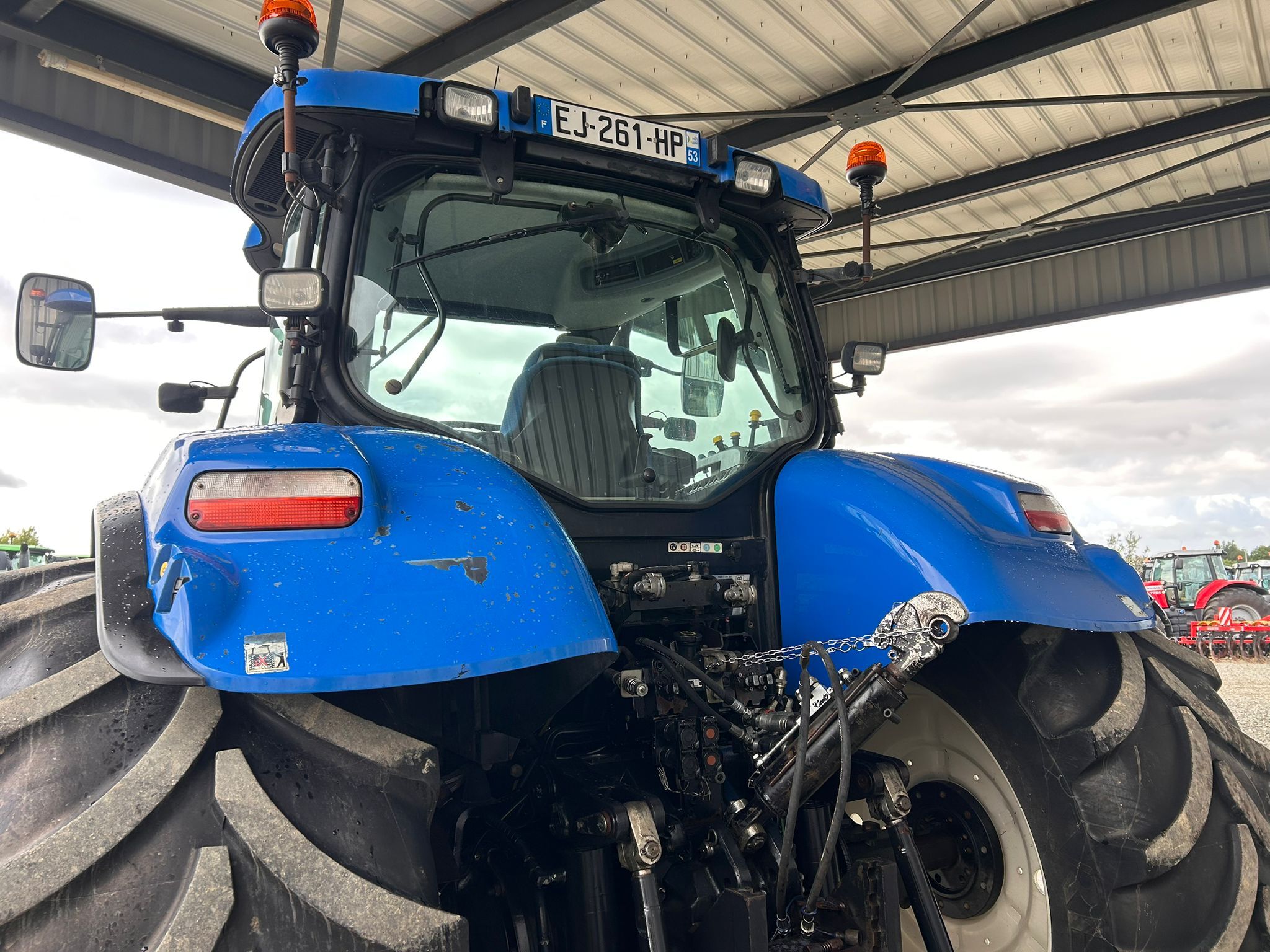 NEW HOLLAND T7050 PC