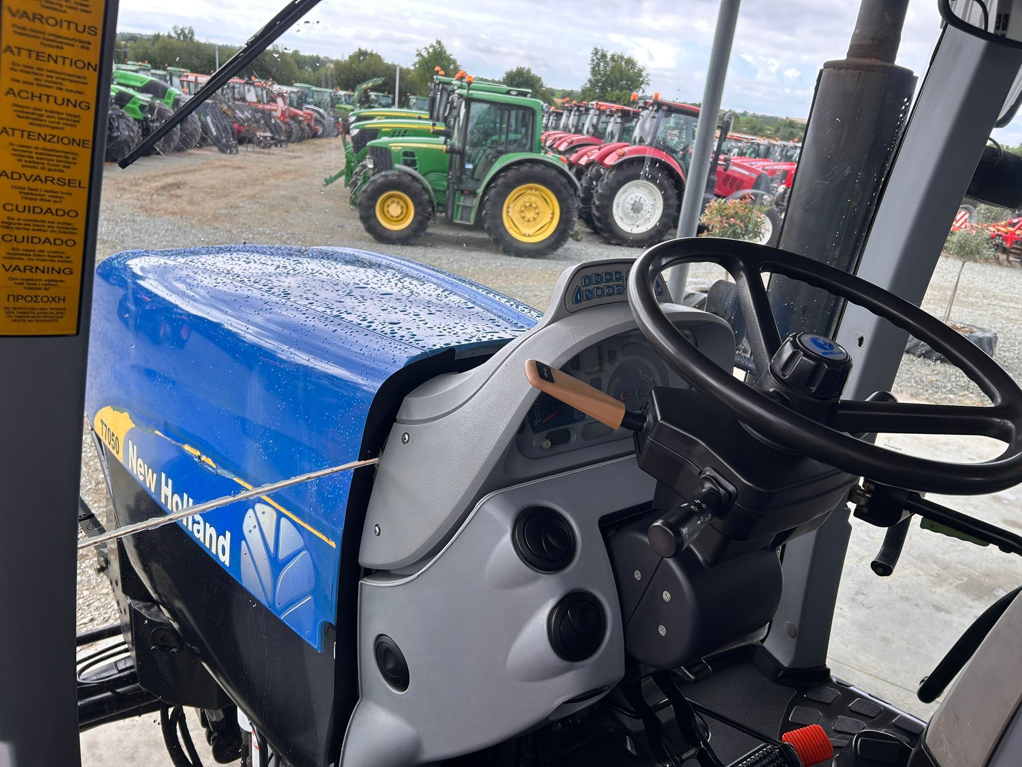 NEW HOLLAND T7050 PC